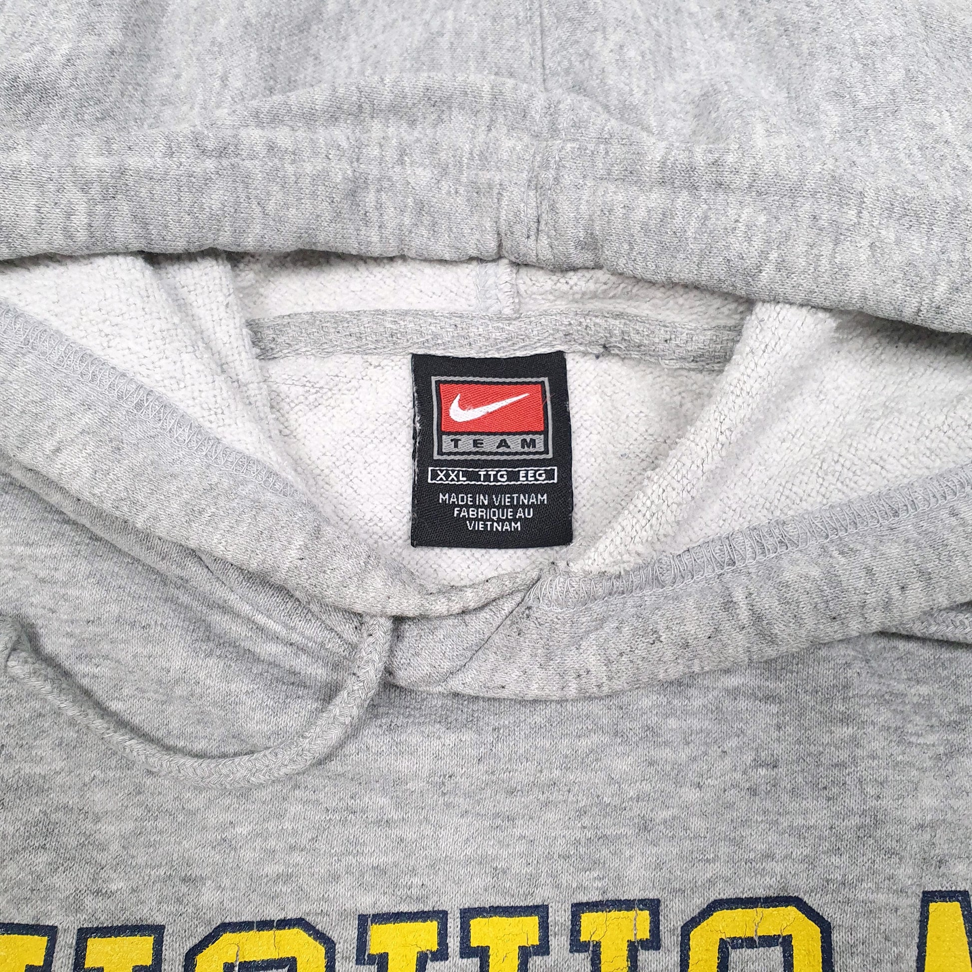 Mens Grey Nike Vintage Team 2000s Michigan Basketball Hoodie Jumper