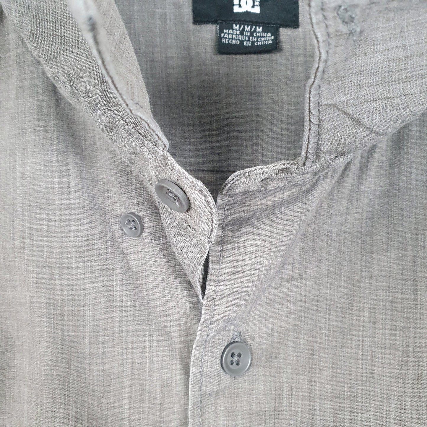 Mens Grey DC Shoe co Skateboarding Short Sleeve Shirt