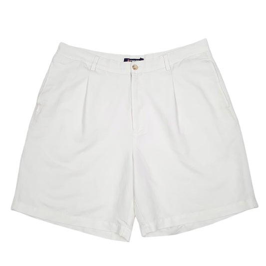 Mens White Chaps Golf Pleated Chino Shorts