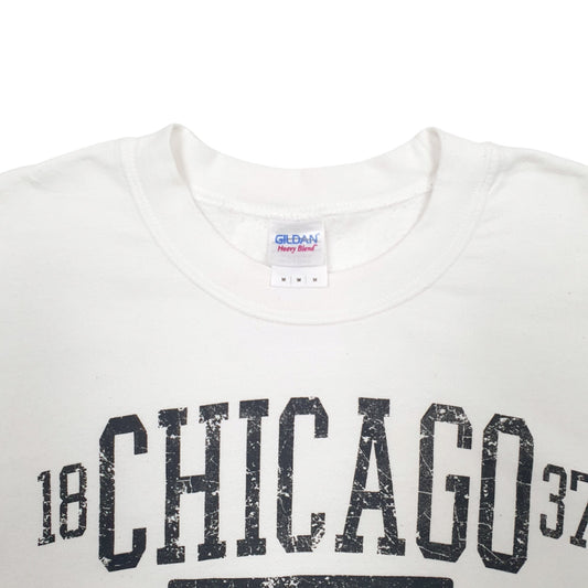 Mens White Gildan Chicago Spellout Crewneck Jumper