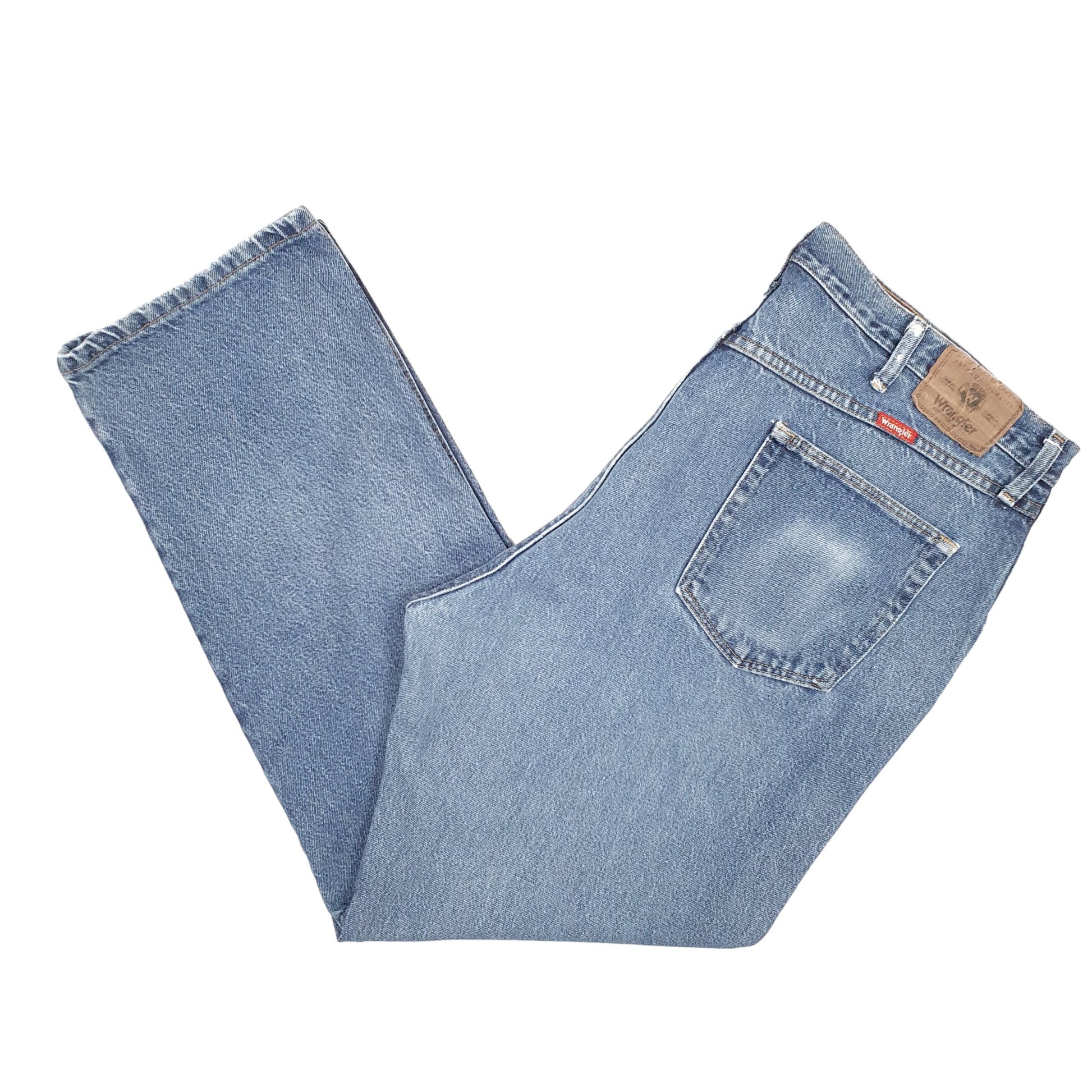 Mens Blue Wrangler  Casual JeansW42 L32