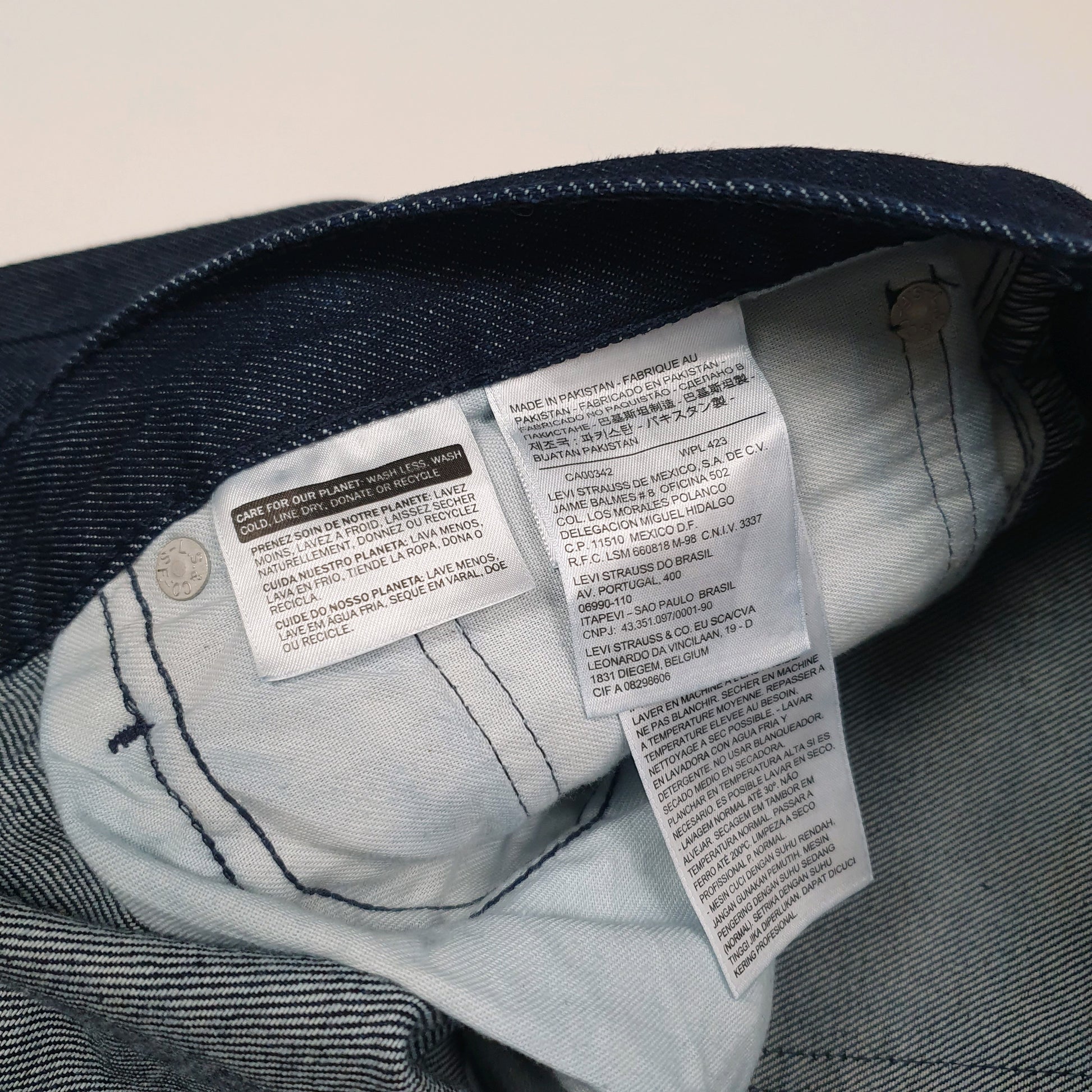 Mens Blue Levis  511 JeansW38 L32