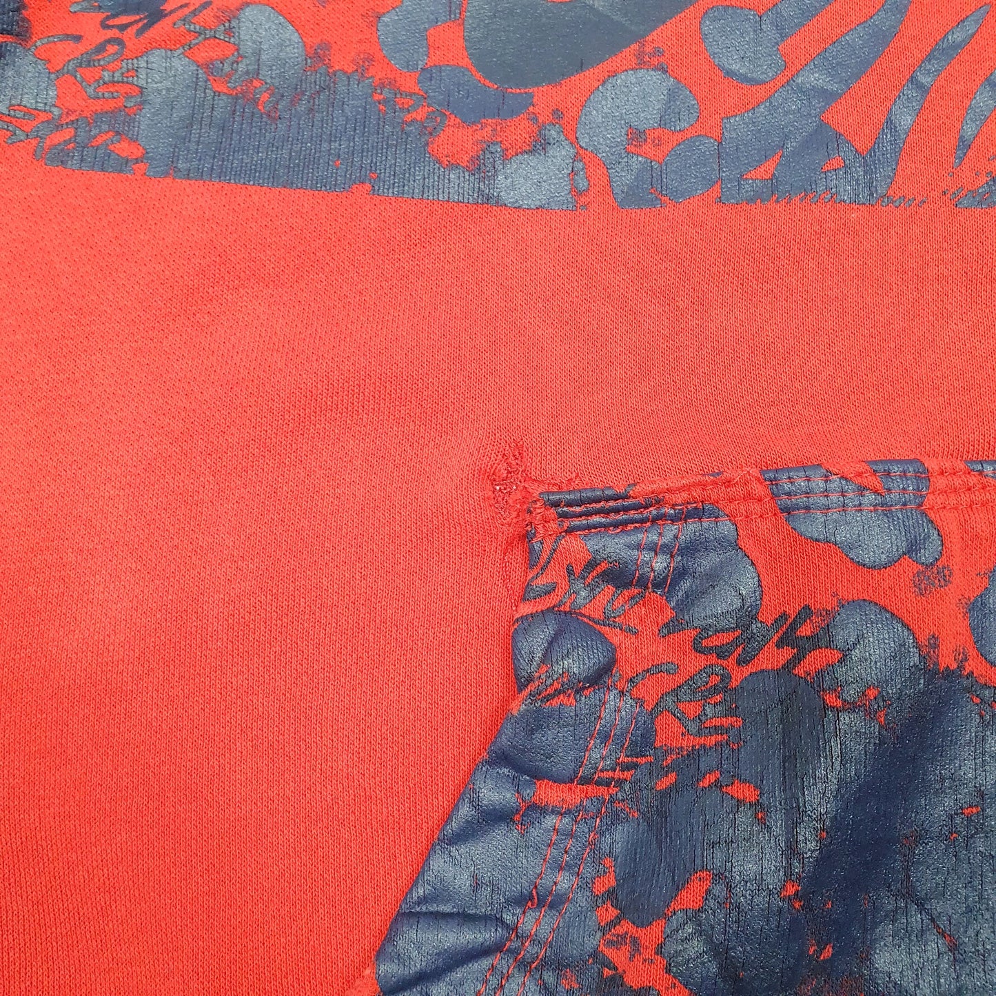 Womens Red Nike Short Sleeve Workout Gym Kyrie Irving Hoodie Jumper