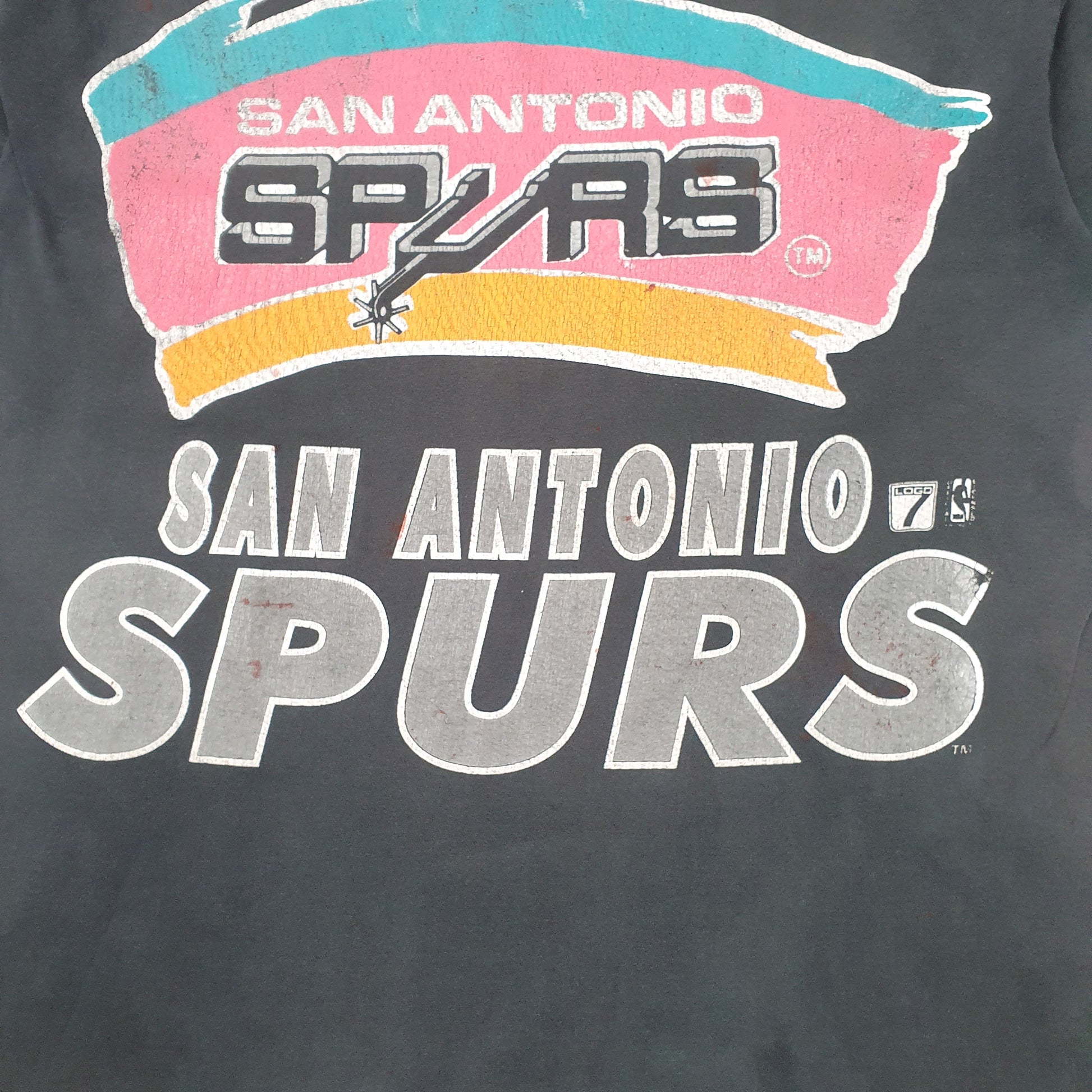 Mens Black Logo Athletic Single Stitch Vintage 90s Made In USA Spurs Basketball Short Sleeve T Shirt