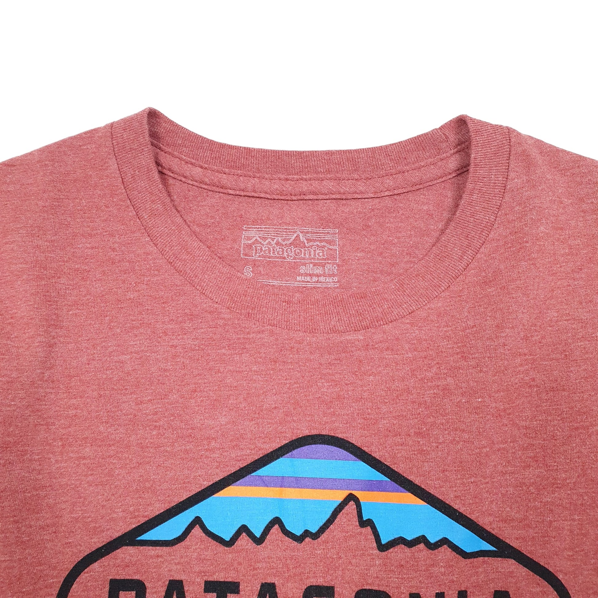 Mens Red Patagonia Slim Fit Ventura CA Spellout Short Sleeve T Shirt