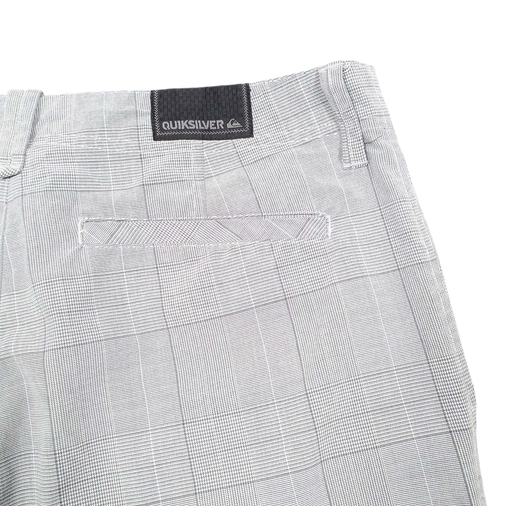 Mens Grey Quicksilver Houndstooth Check Surf Skate Chino Shorts