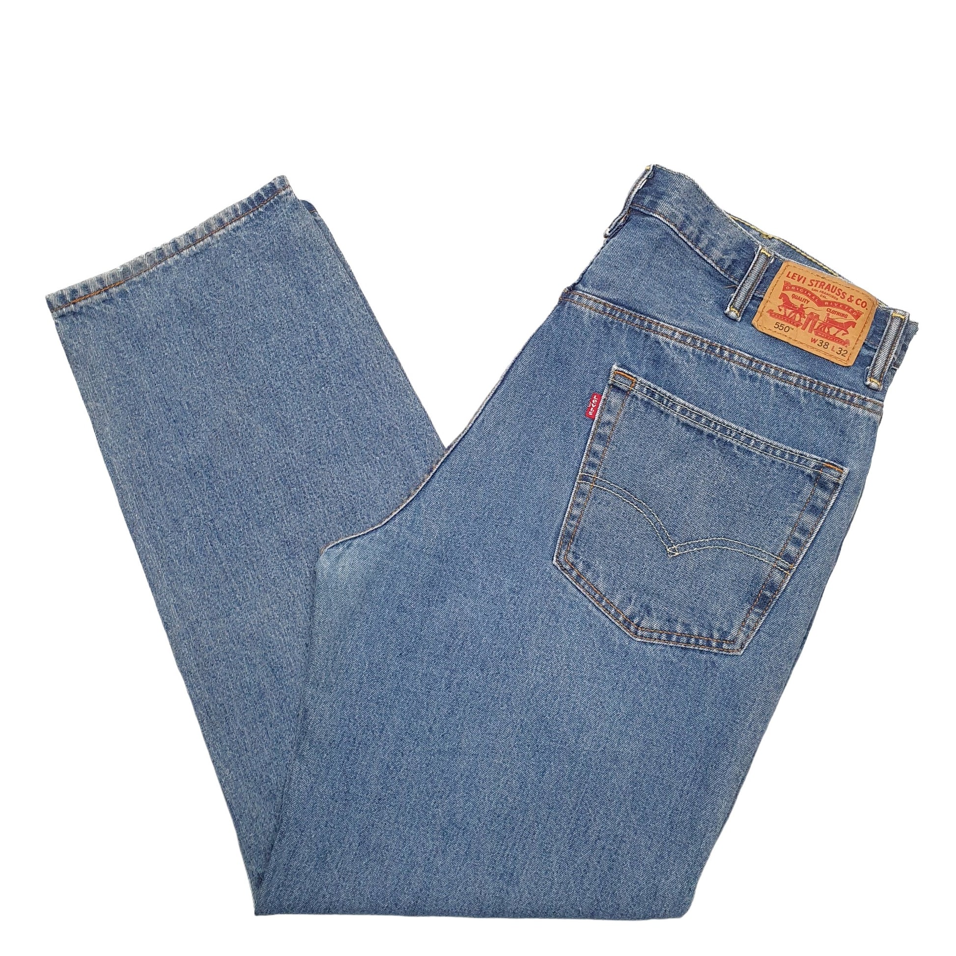 Mens Blue Levis  550 JeansW38 L32