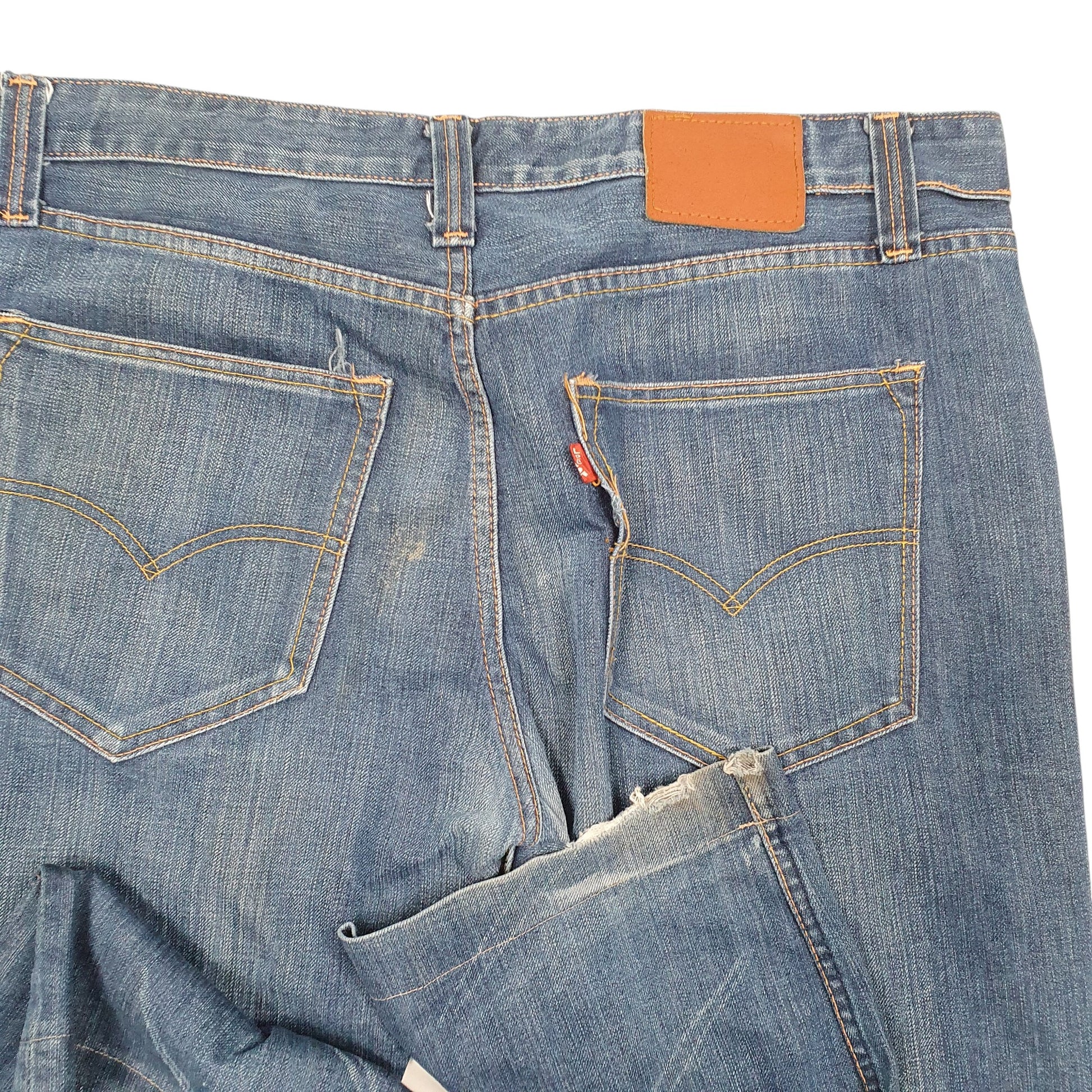 Mens Blue Levis  Casual JeansW42 L30