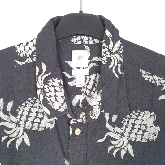 Mens Black H&M Hawaiian Pineapples Blend Short Sleeve Shirt
