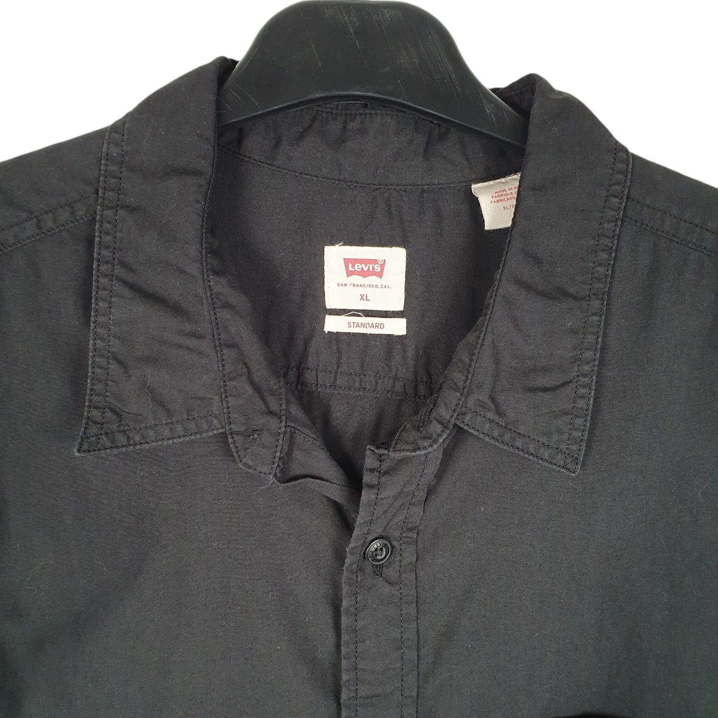 Mens Black Levis Tagged XL but measures like L Short Sleeve Shirt