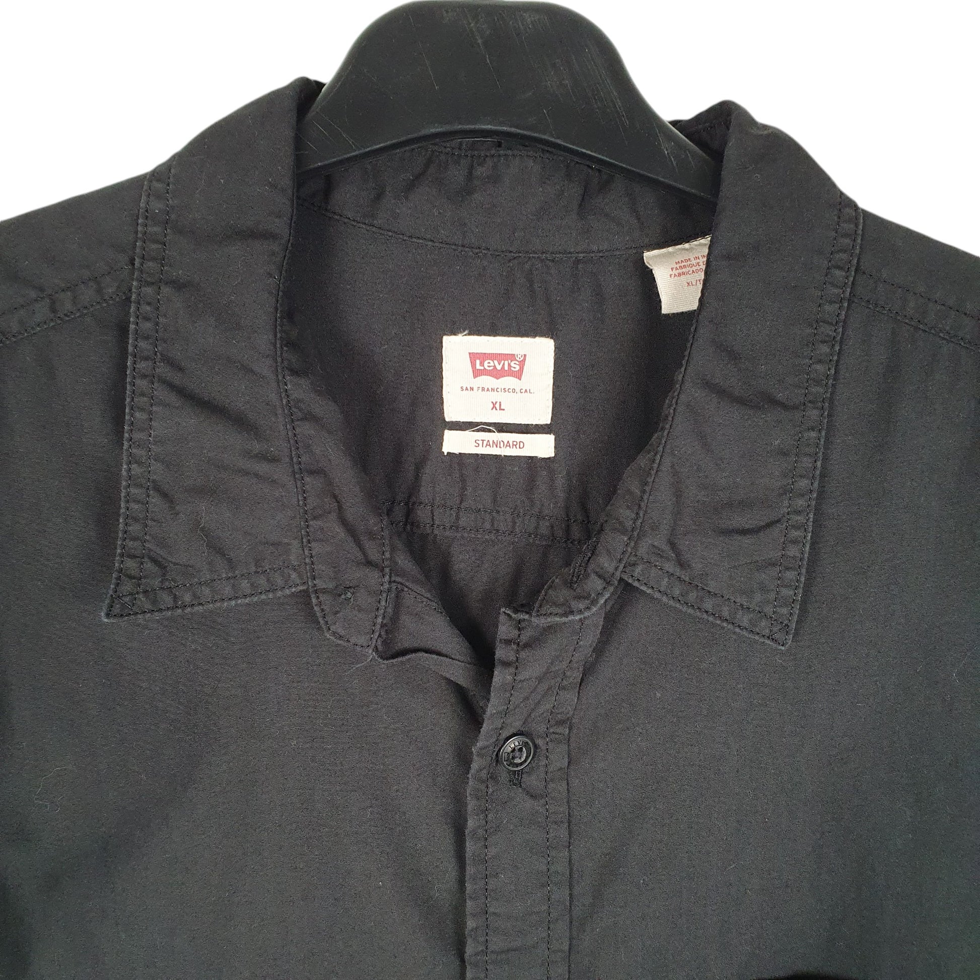 Mens Black Levis Tagged XL but measures like L Short Sleeve Shirt