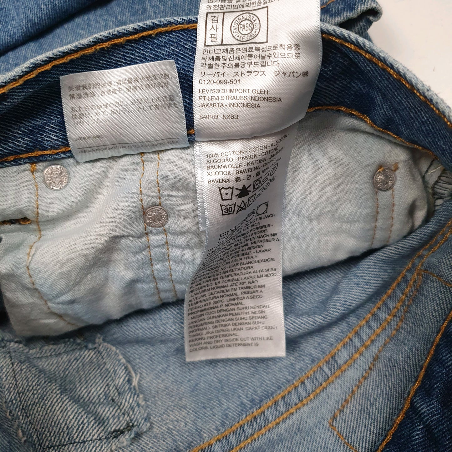 Mens Blue Levis   Jeans