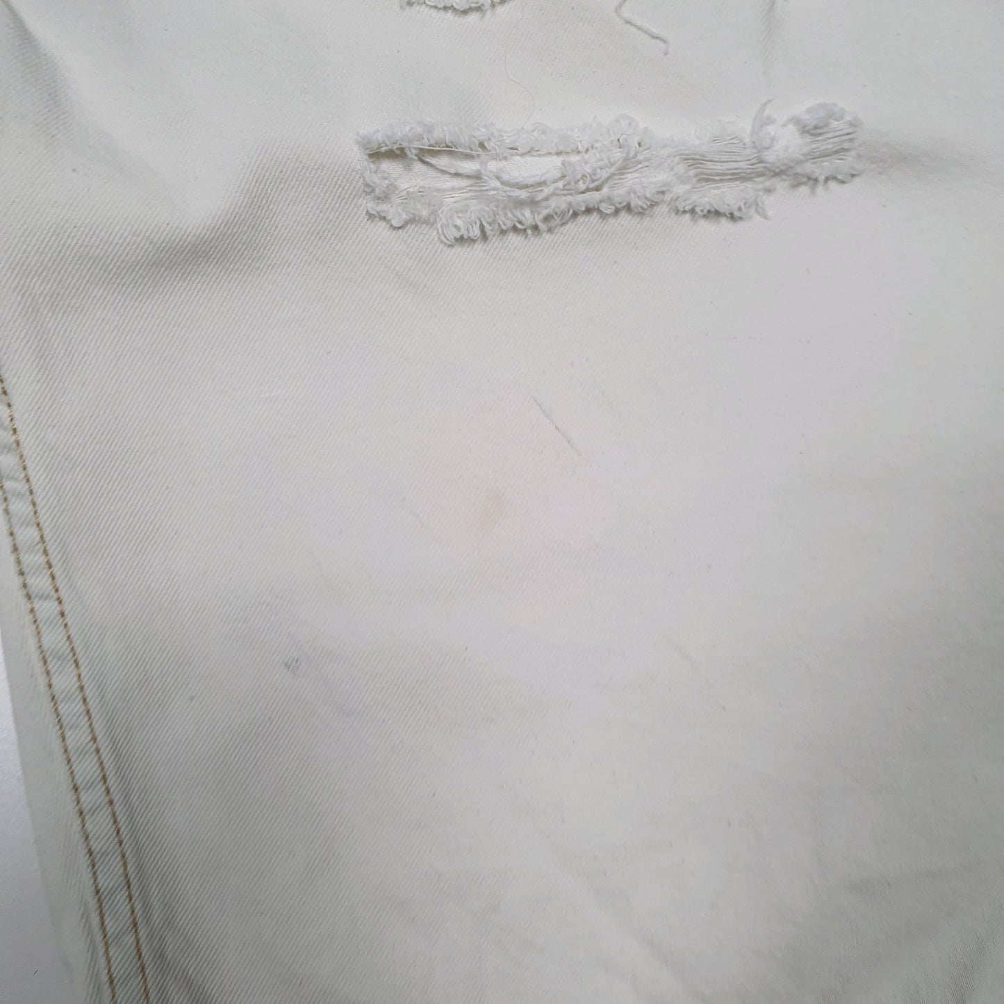 Mens White Levis 502 Ripped  Shorts