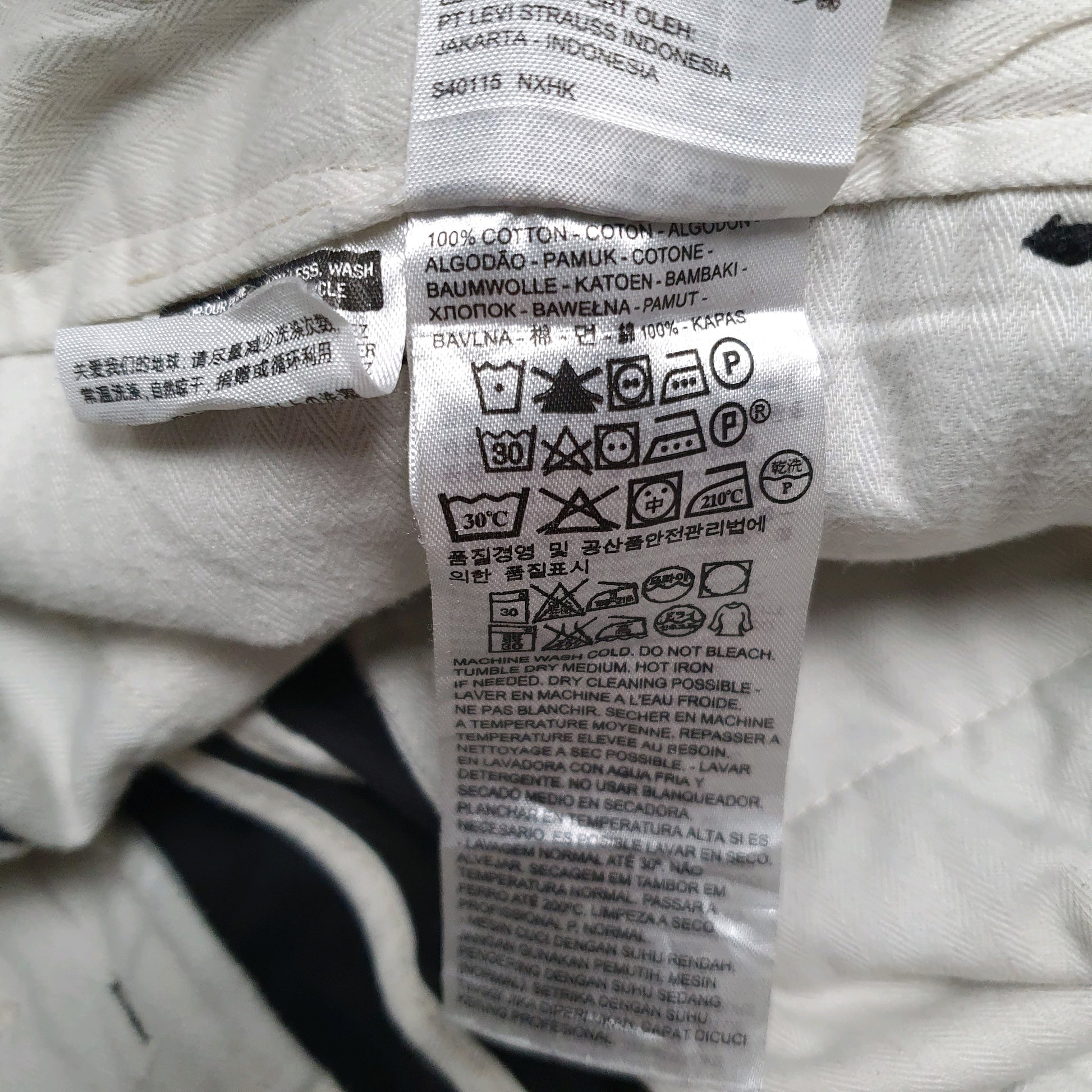 Mens Black Levis   Trousers