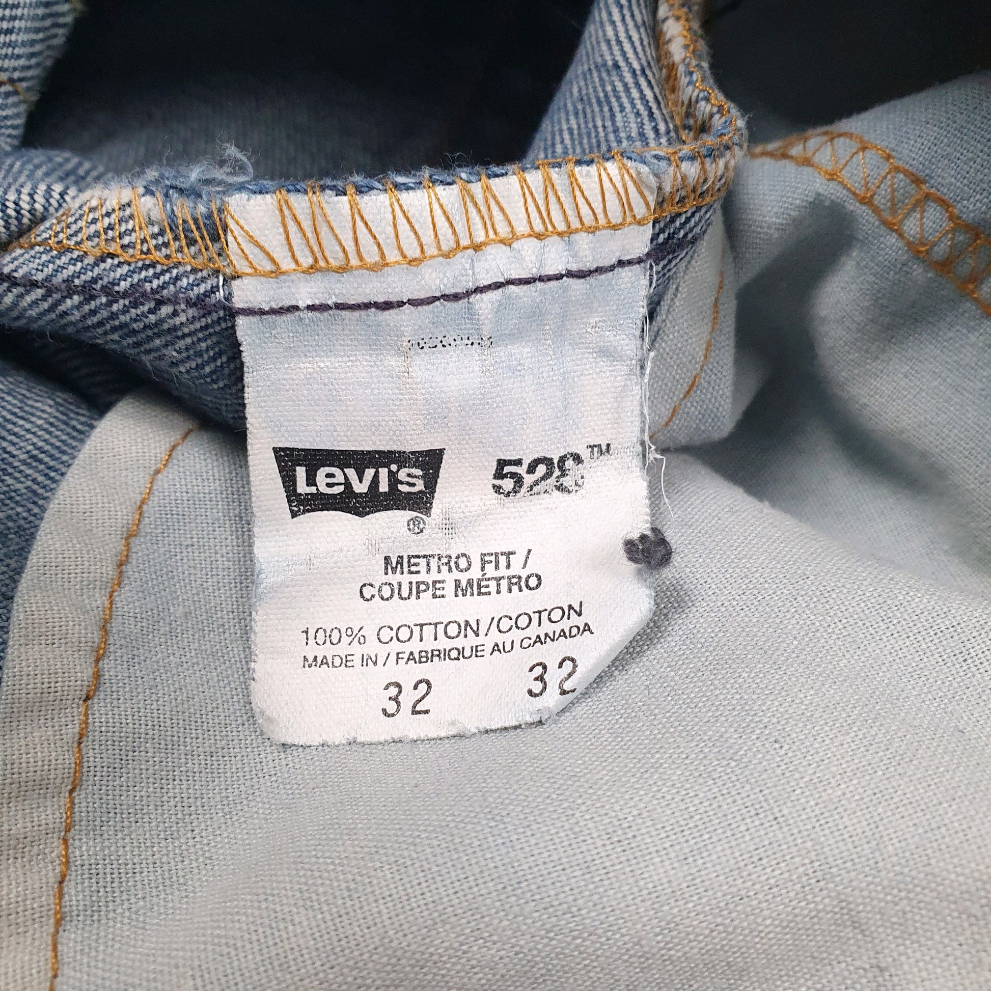 Mens Blue Levis Metro Fit  Jeans