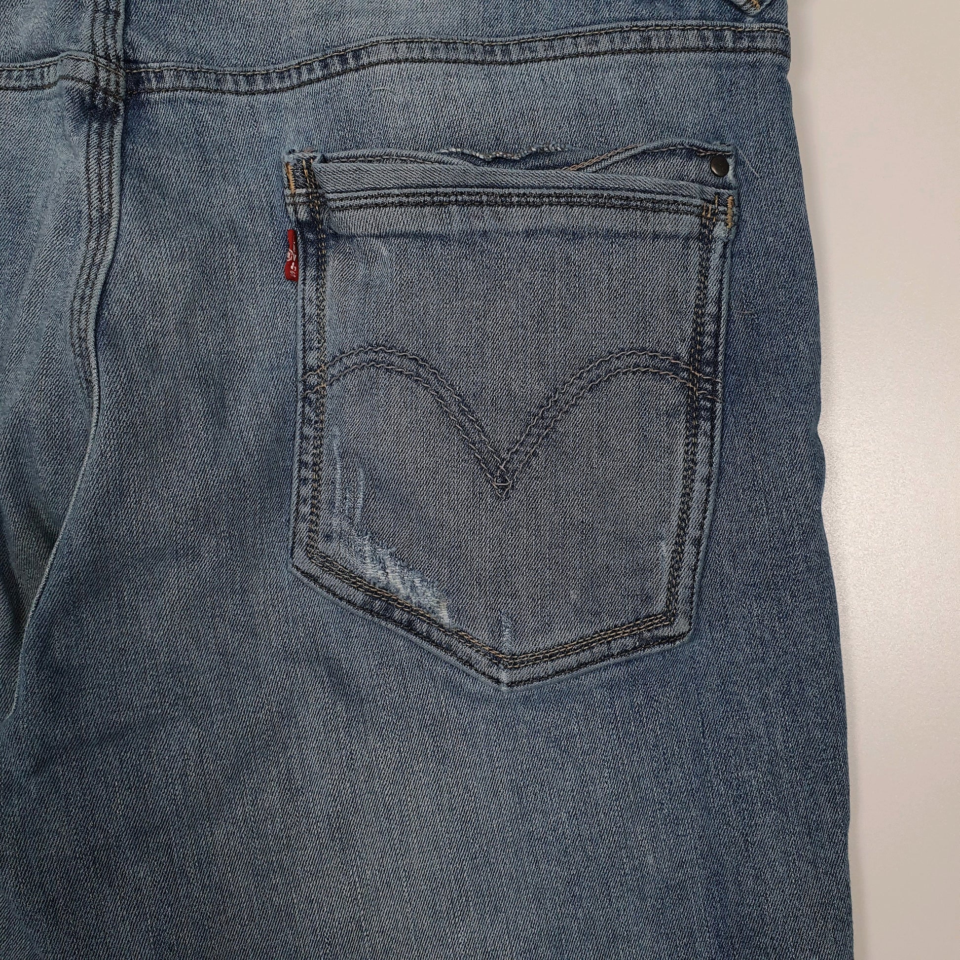 Mens Blue Levis Vintage 00s  Jeans