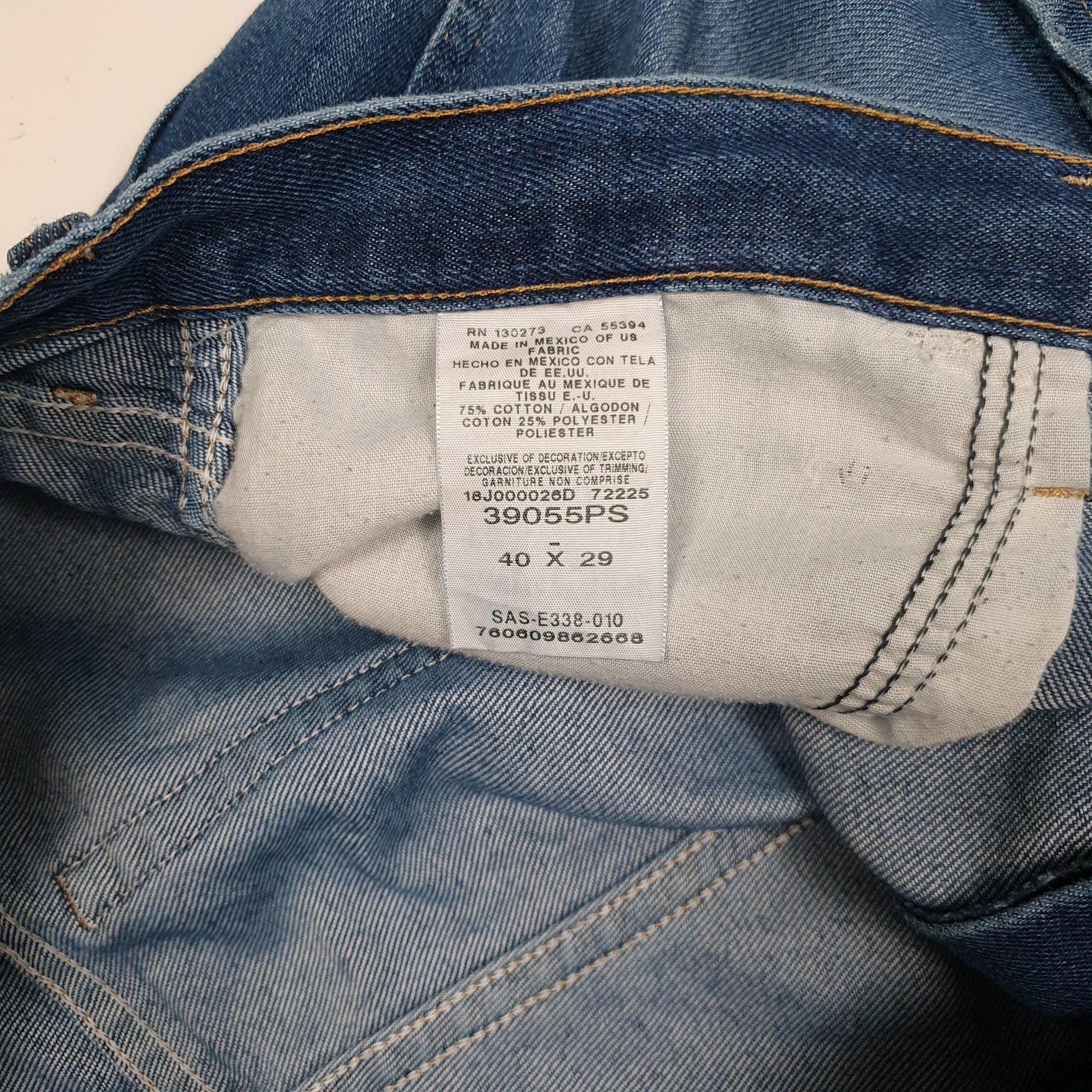 Mens Blue Wrangler Lightweight  Jeans