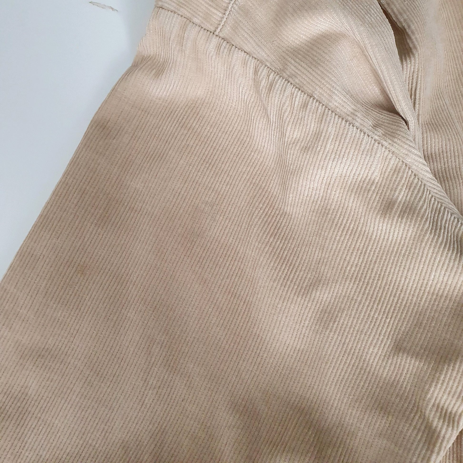 Mens Beige Eddie Bauer Corduroy Vintage 1980s  Shirt