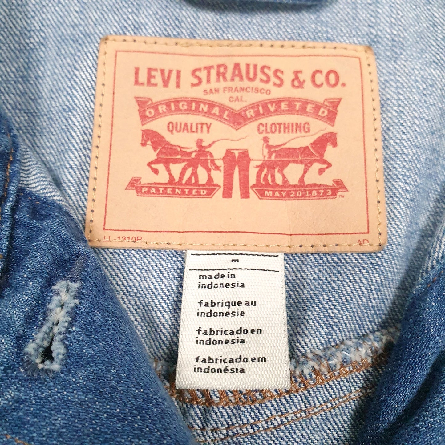 Womens Blue Levis   Coat
