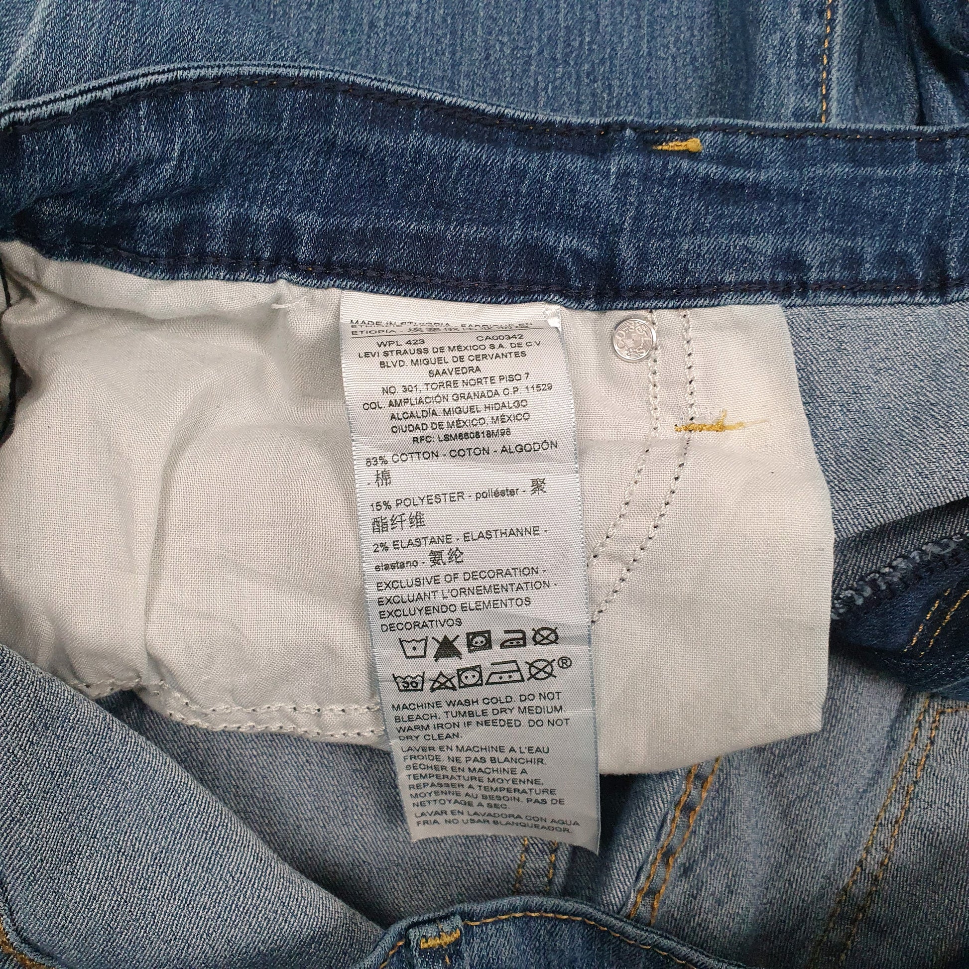 Womens Blue Levis Stretch  Jeans