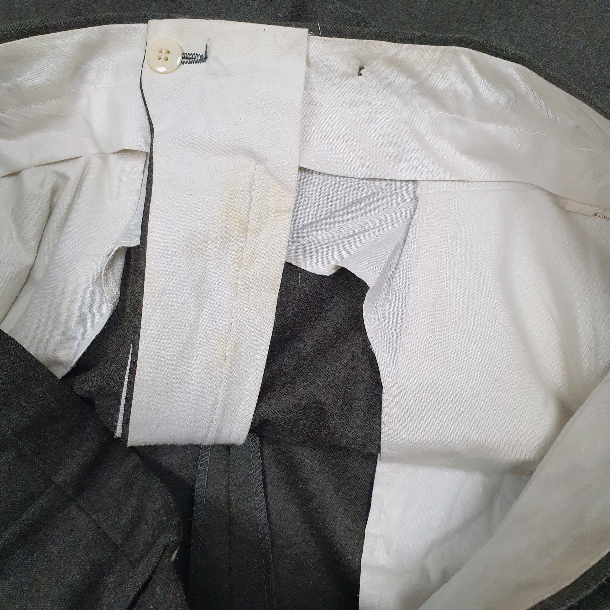 Mens Grey Burberry Vintage 90s Pleated  Trousers