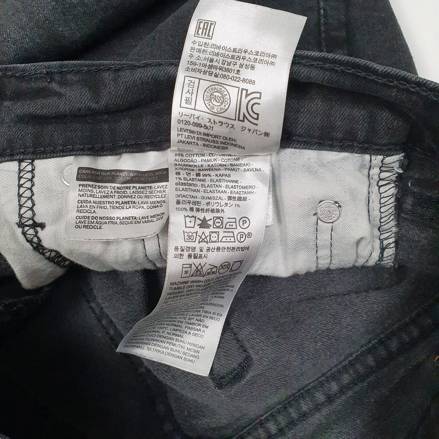 Mens Black Levis Tapered  Jeans