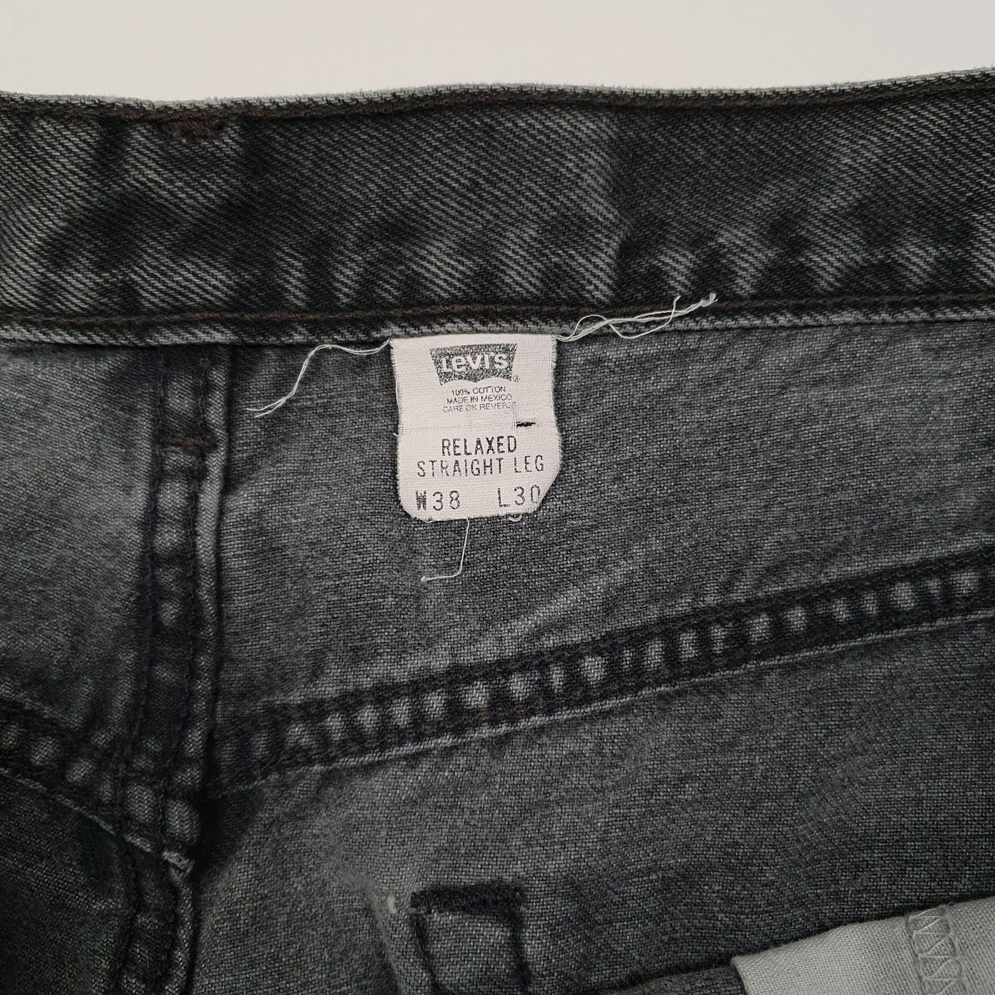 Mens Grey Levis Vintage 2000s  Jeans