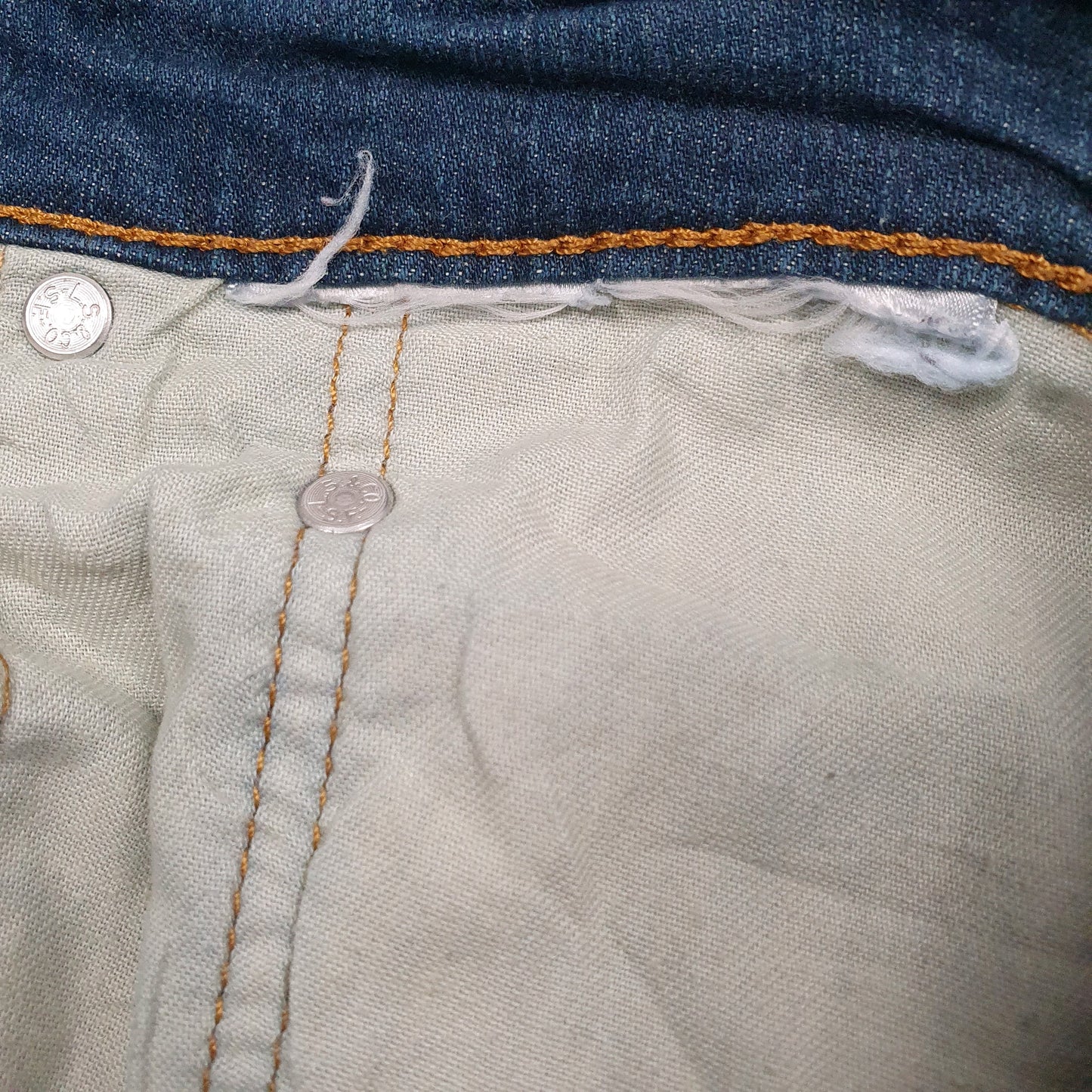 Mens Blue Levis   Jeans