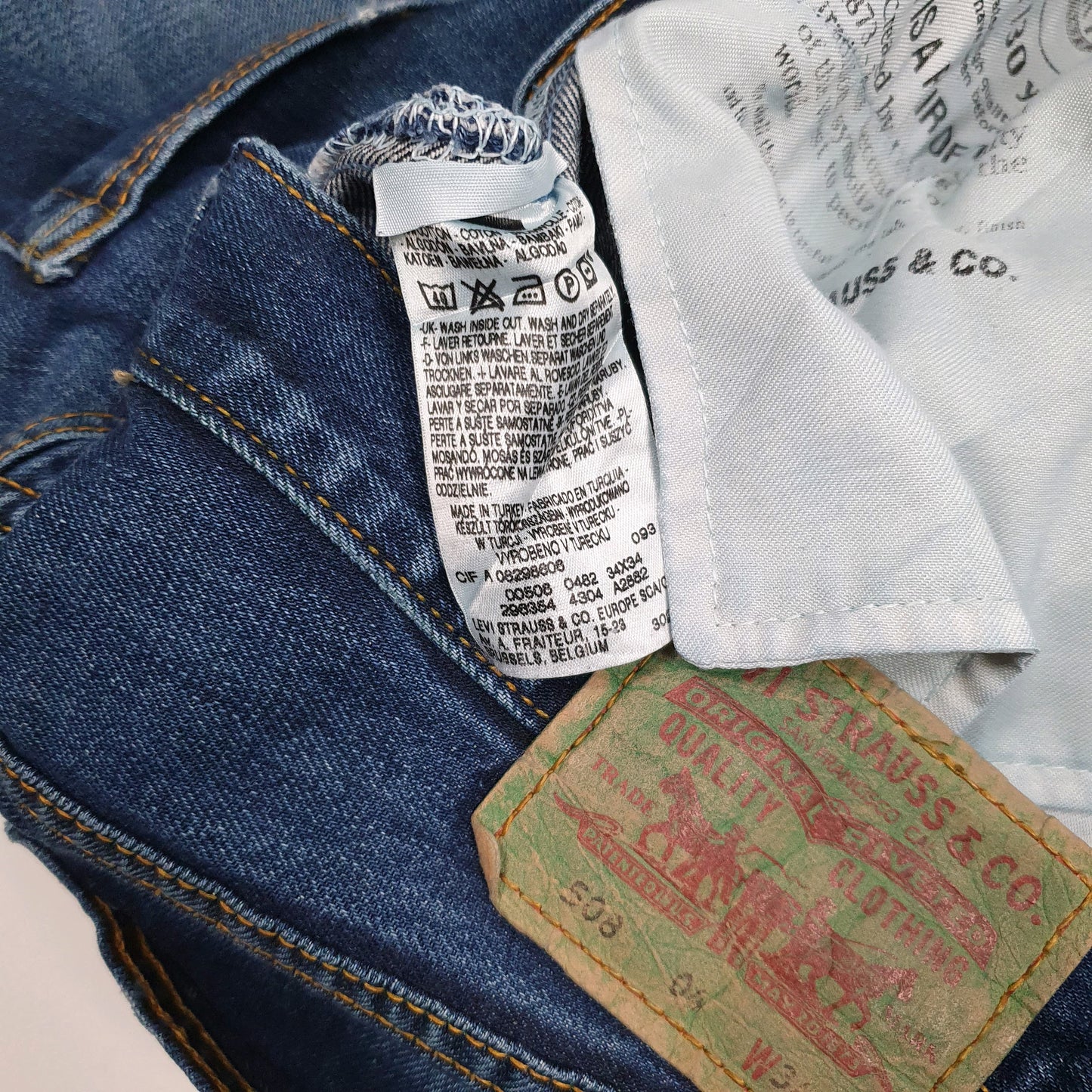 Mens Blue Levis   Jeans