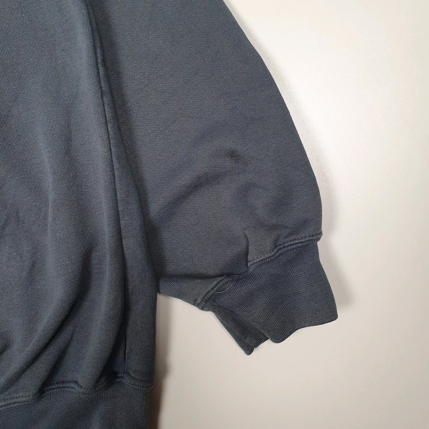 Mens Blue Carhartt K121 Vintage 2000s Hoodie Jumper