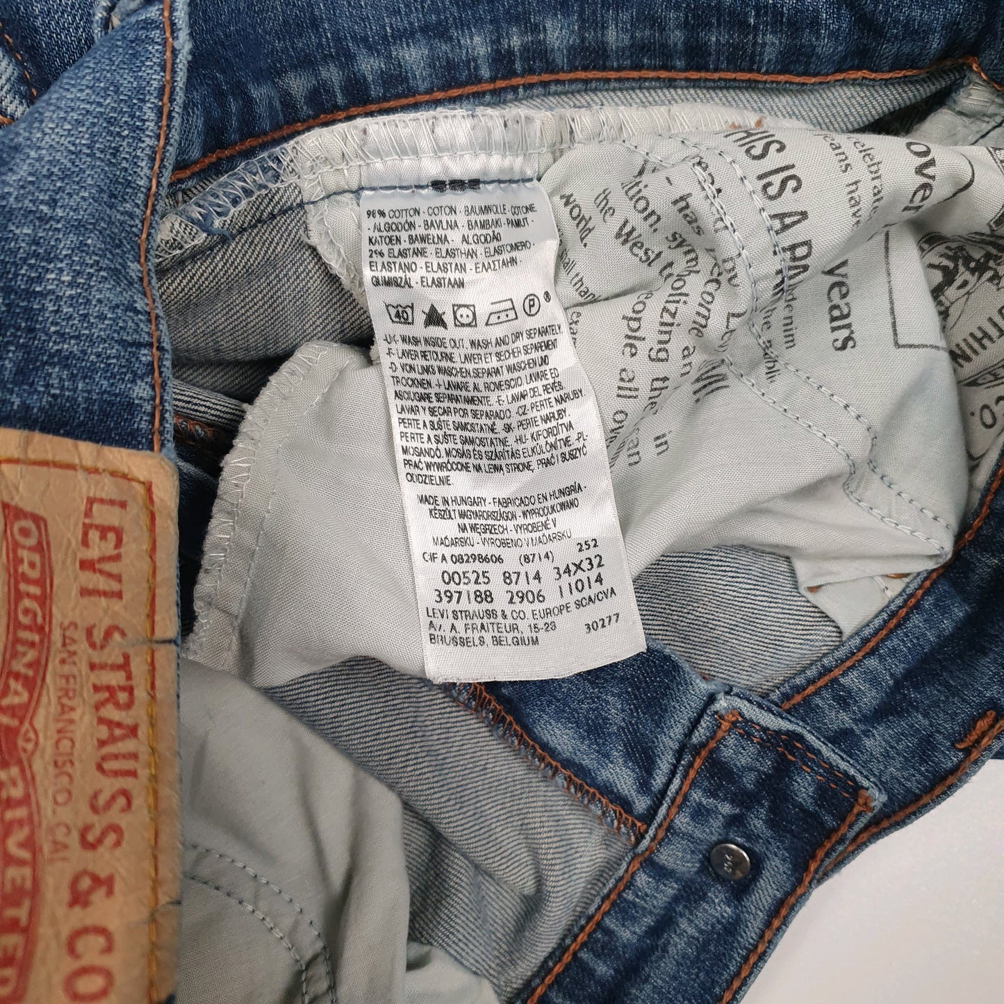 Mens Blue Levis Vintage 2000s  Jeans