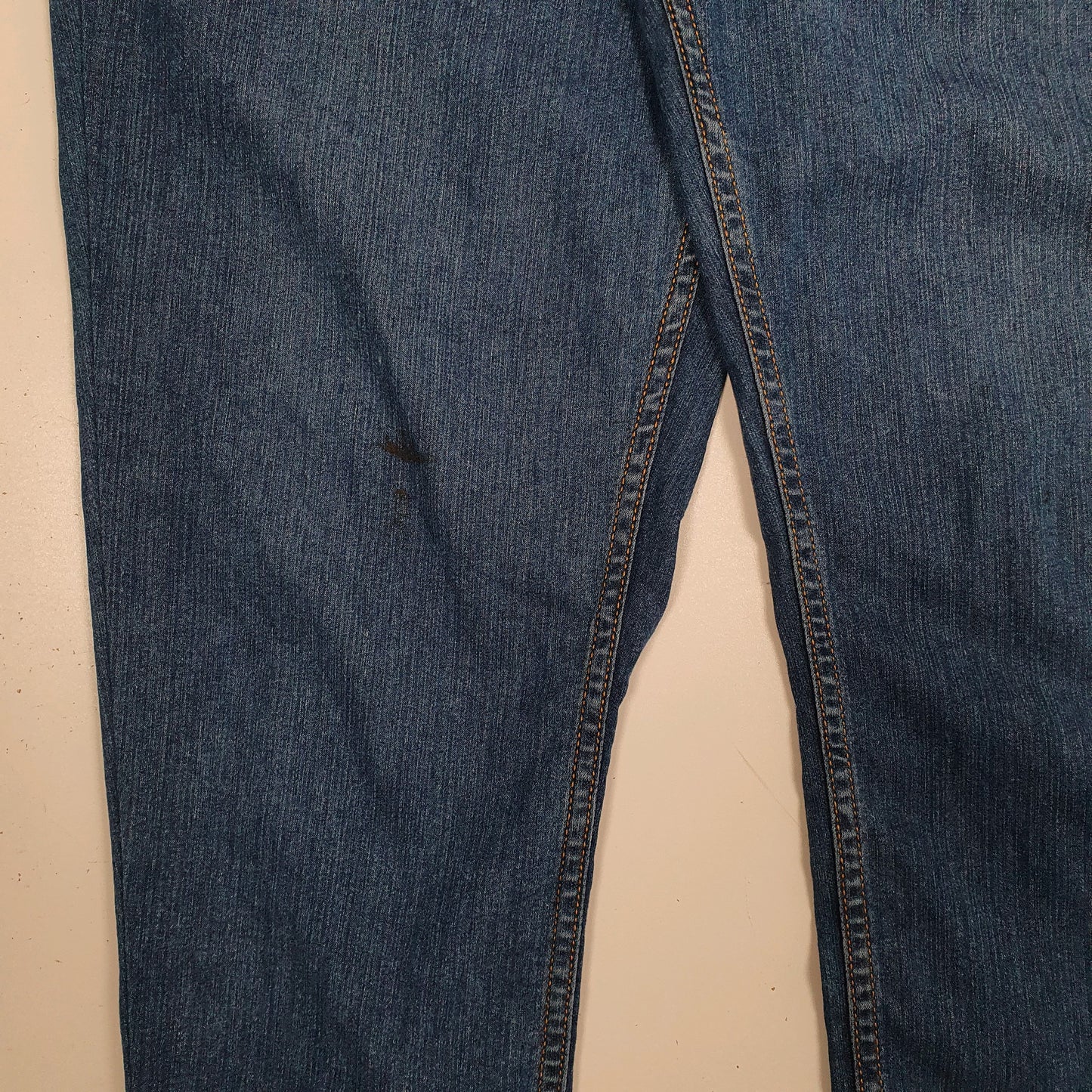 Mens Blue Levis Lightweight  Jeans