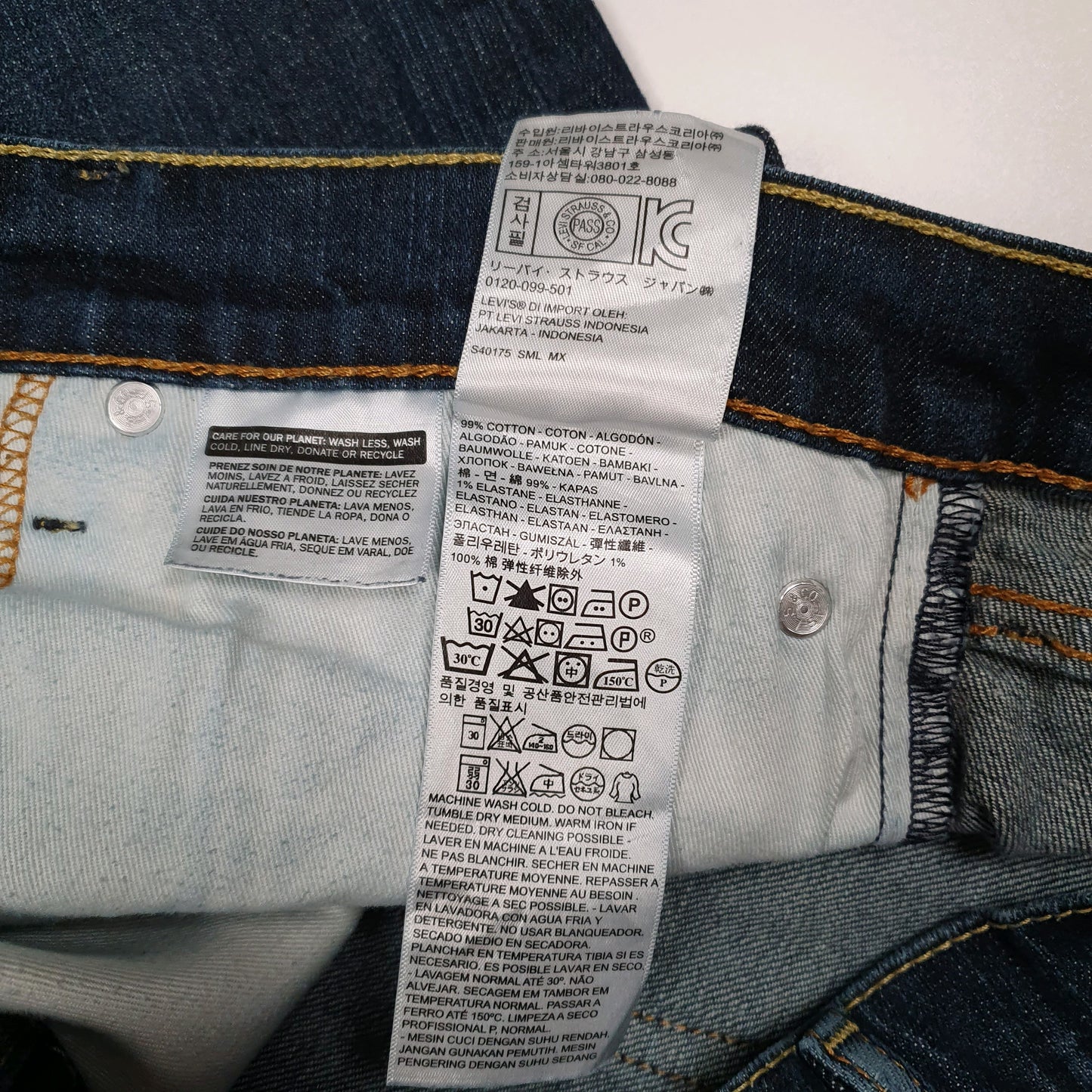 Mens Blue Levis   Jeans