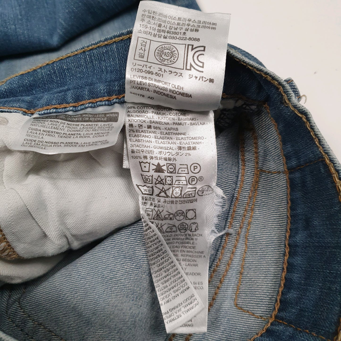 Mens Blue Levis   Jeans