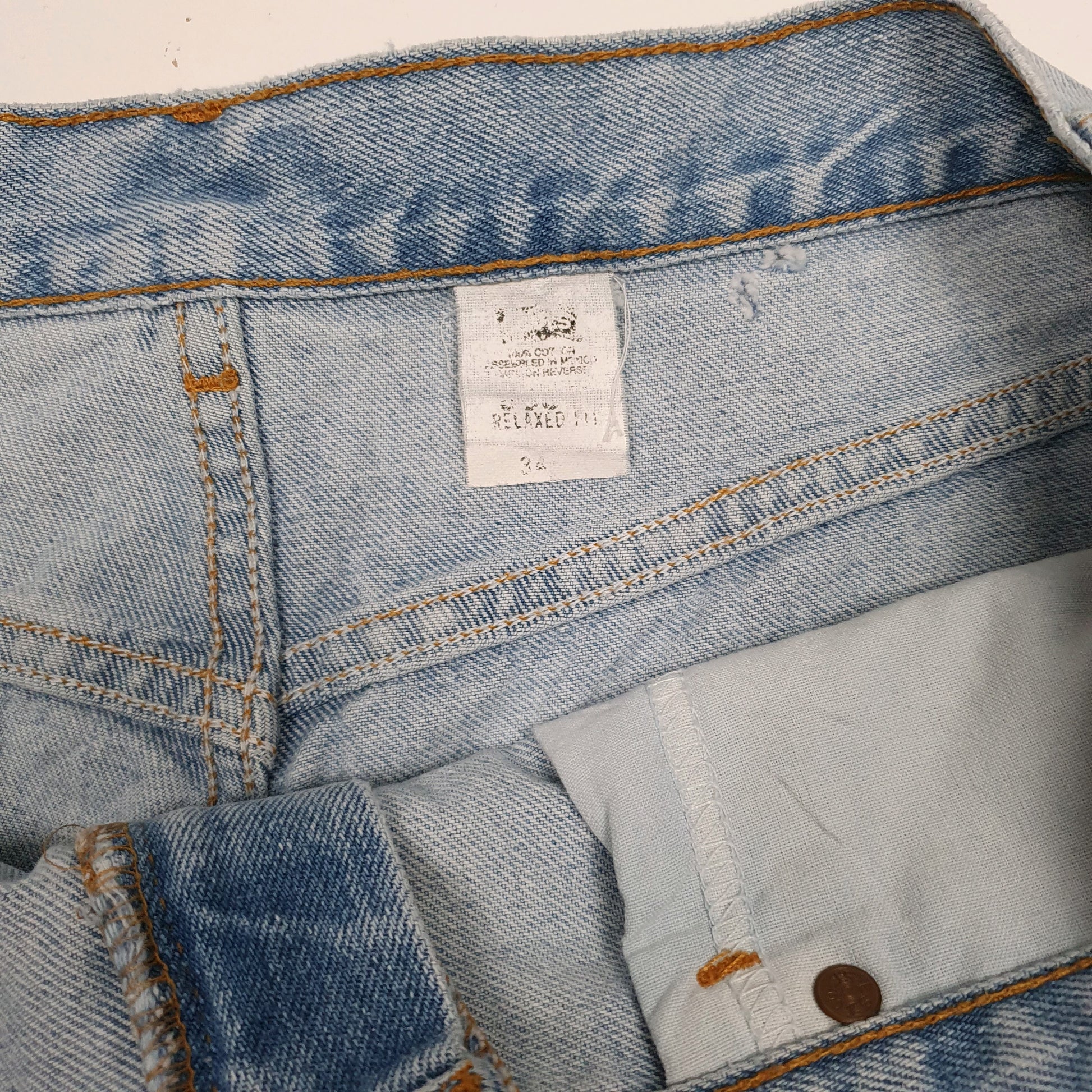 Mens Blue Levis 550 Vintage 90s  Shorts