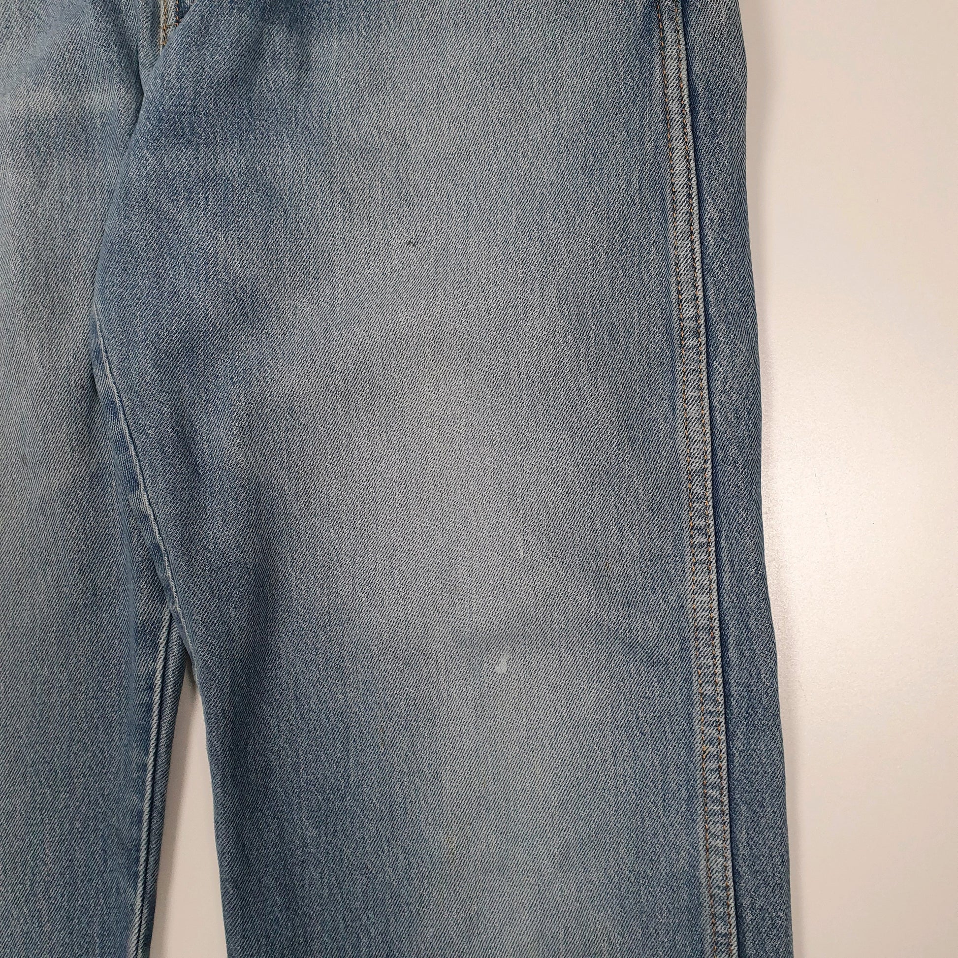 Mens Blue Levis 37681  Jeans