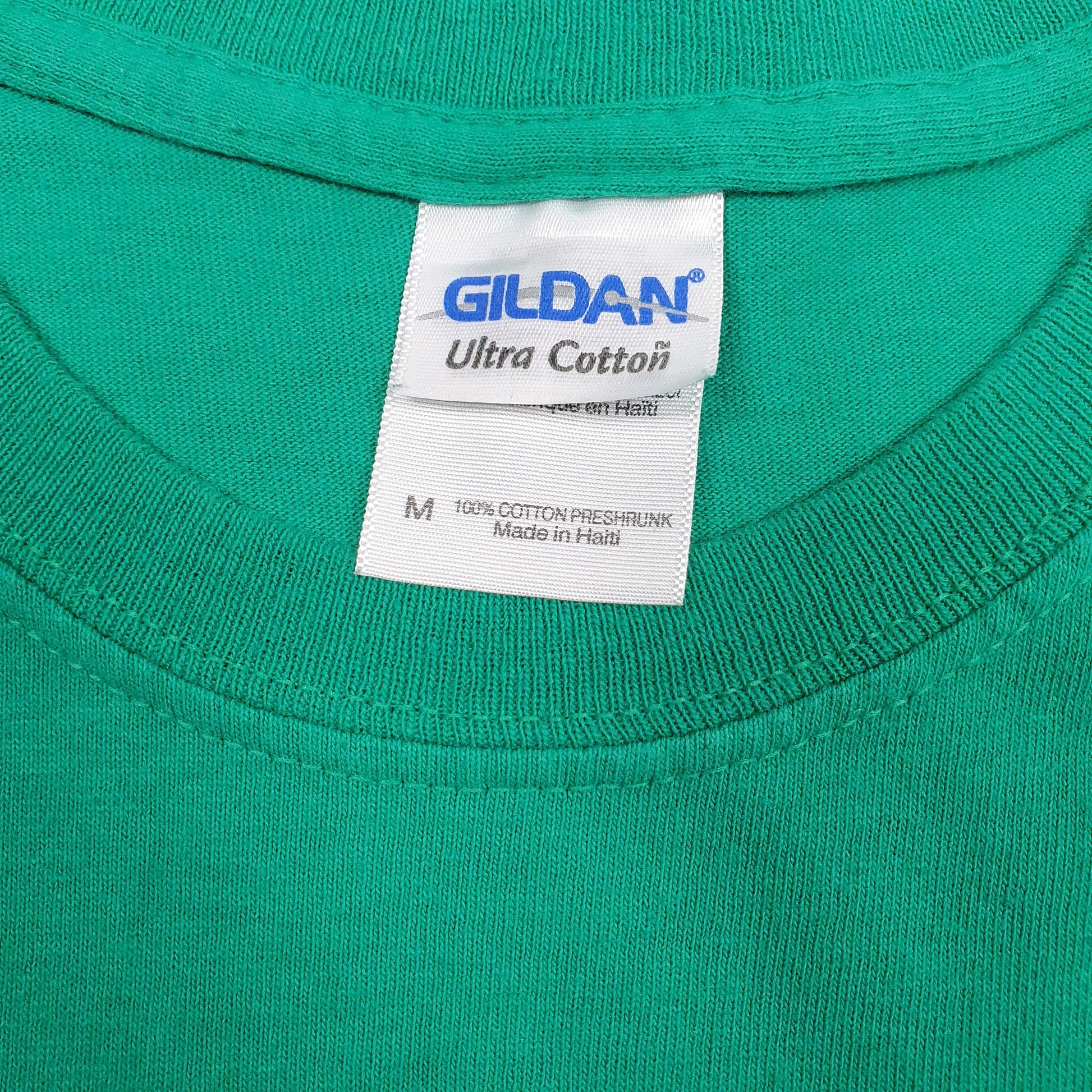 Mens Green Gildan Peter Pan  T Shirt