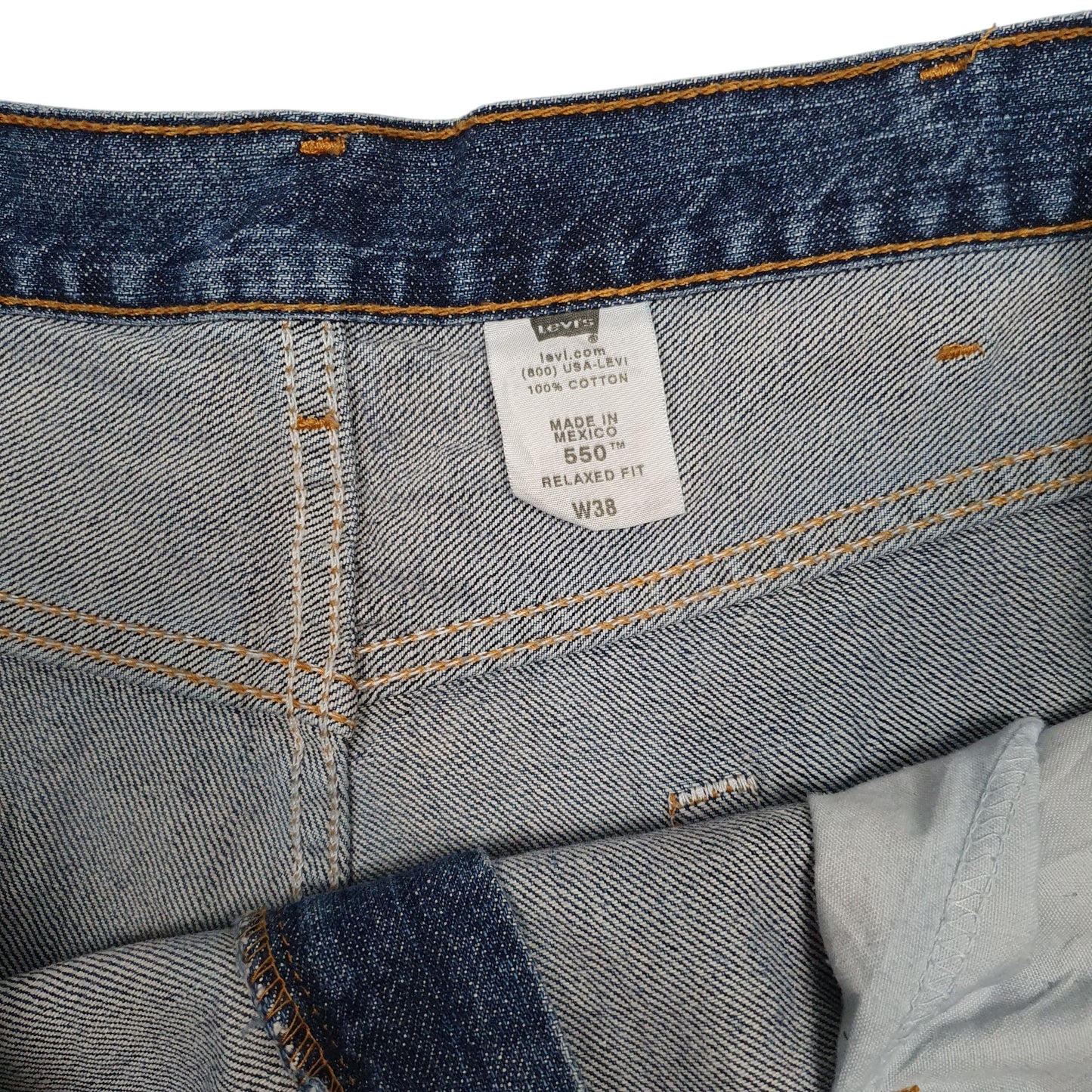 Womens Blue Levis 550 Vintage 00s  Shorts