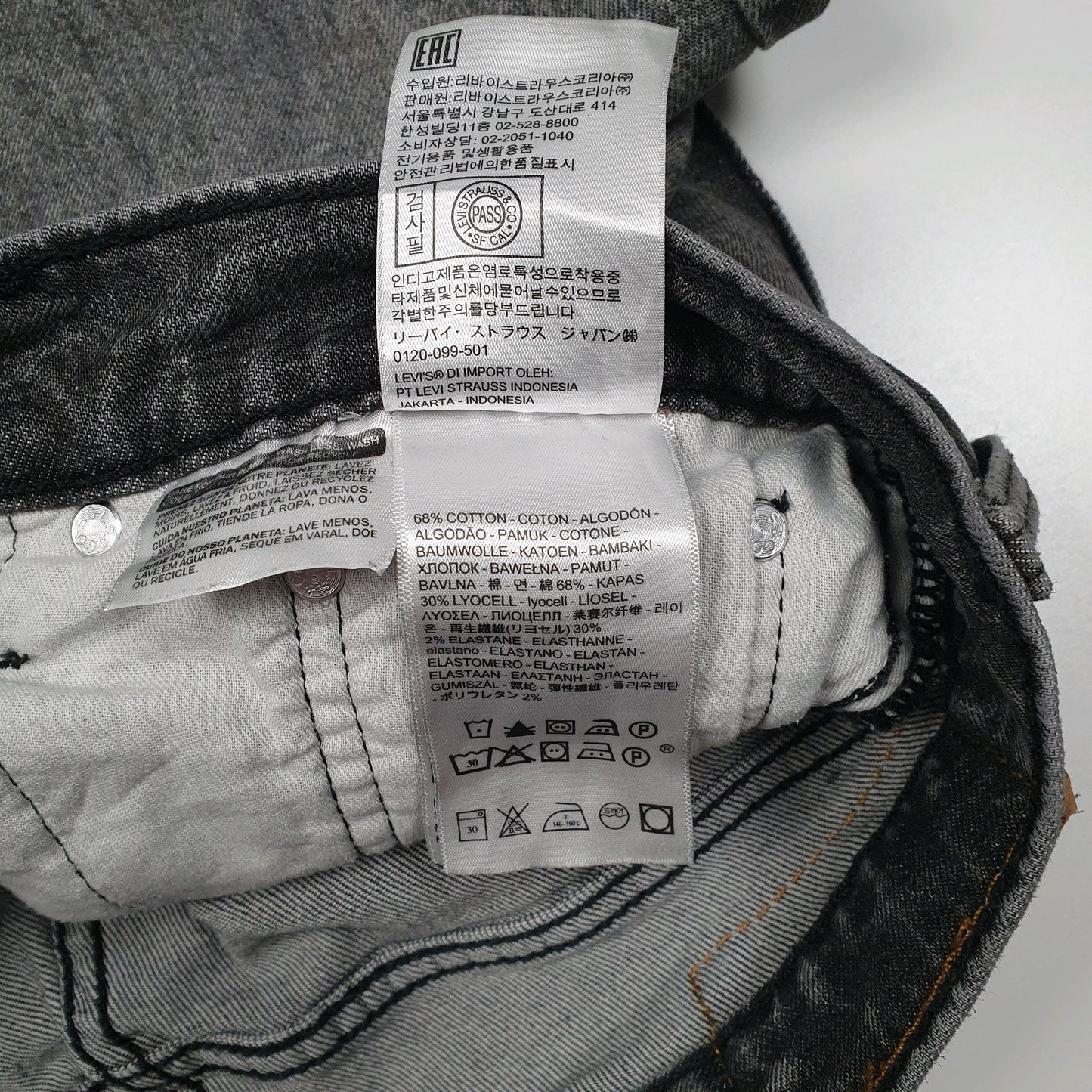 Mens Grey Levis   Jeans