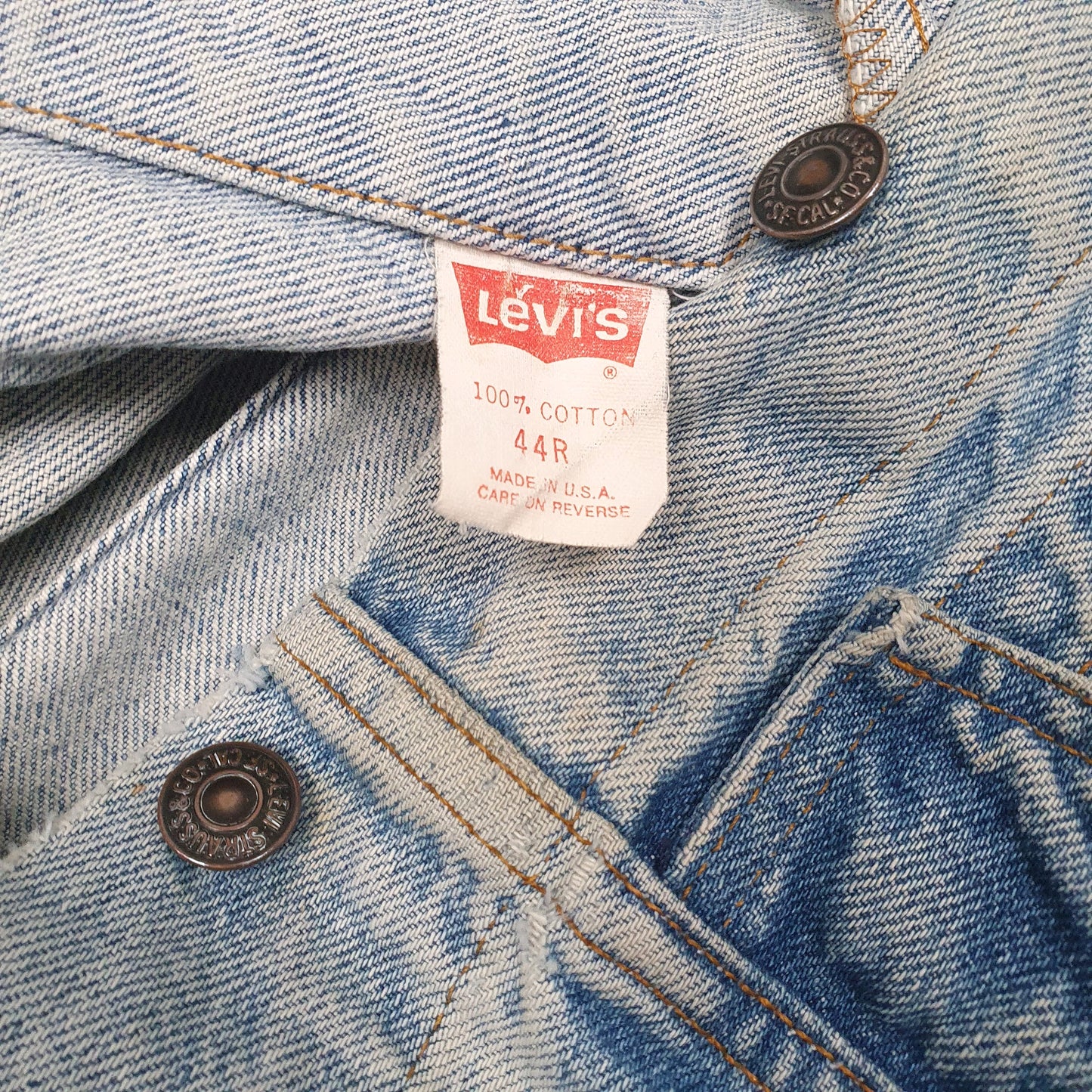 Mens Blue Levis Vintage 90s Made In USA. V Neck Coat