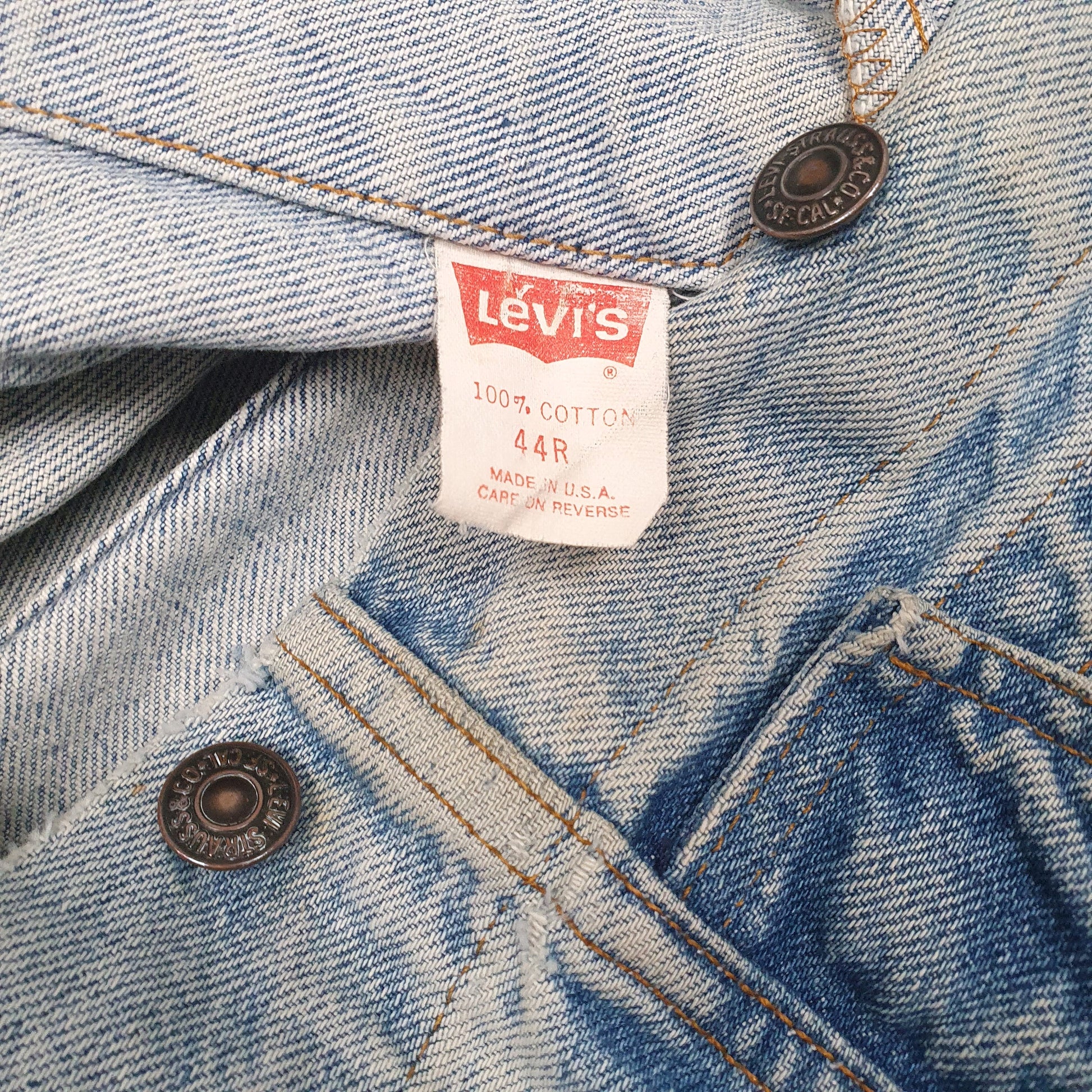 Mens Blue Levis Vintage 90s Made In USA. V Neck Coat