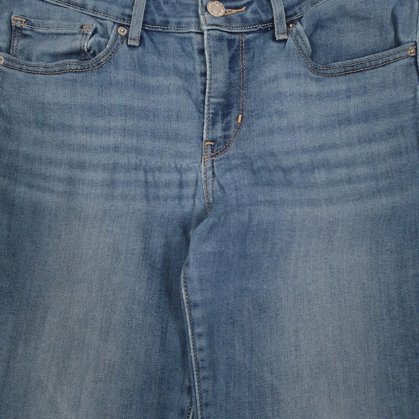 Womens Blue Levis   Jeans