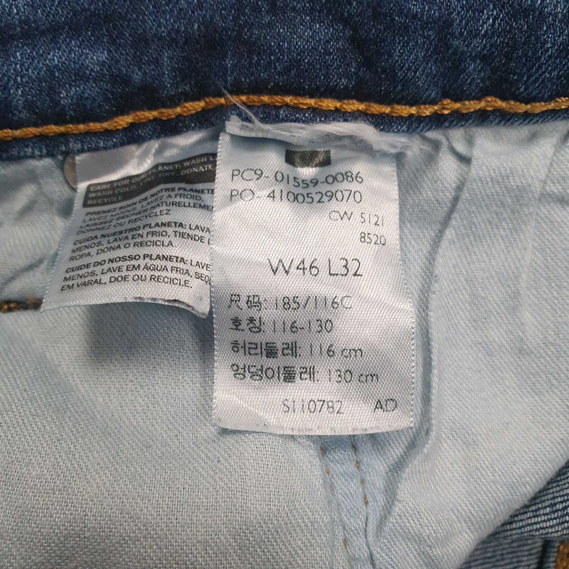 Mens Blue Levis  Crewneck Jeans