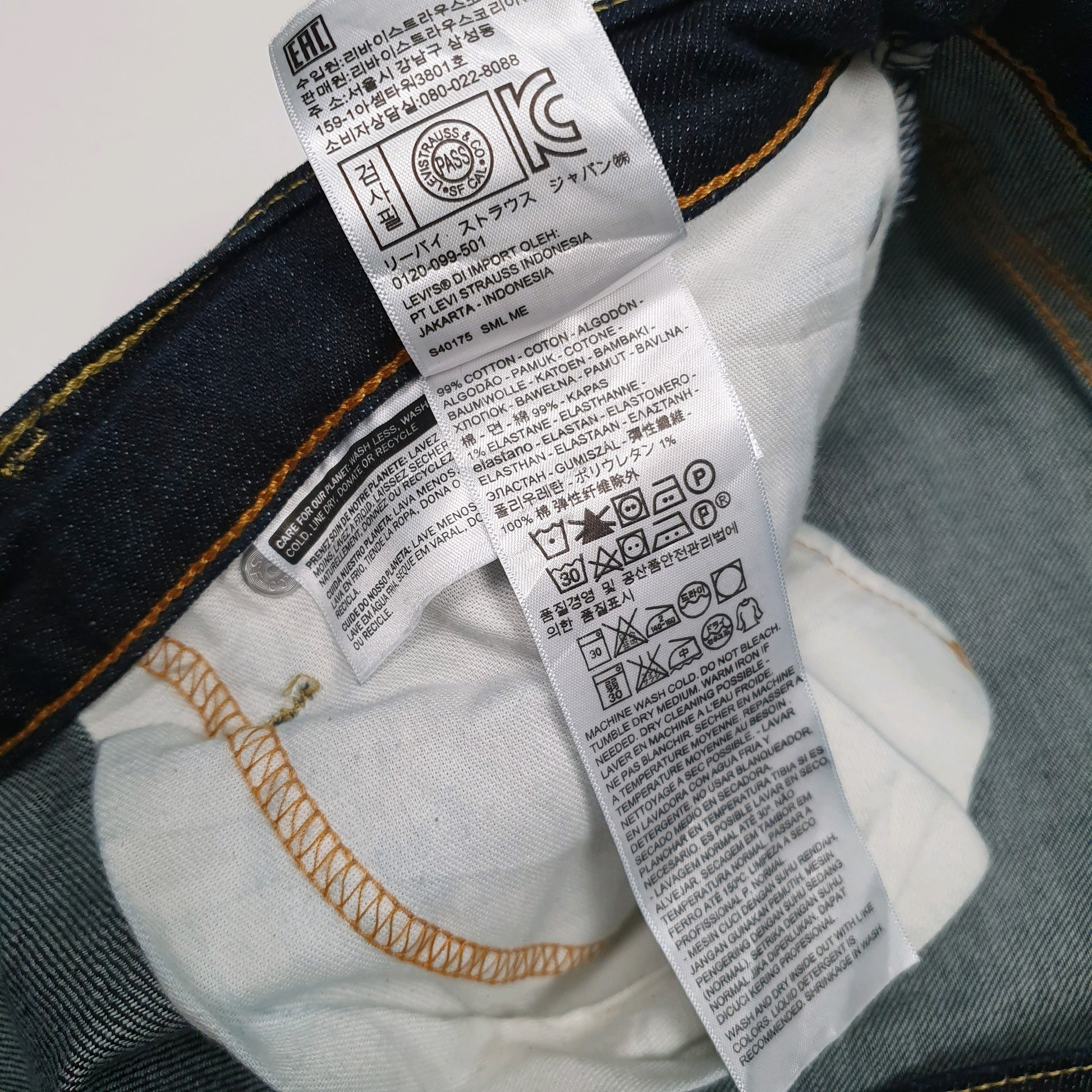 Mens Navy Levis   Jeans