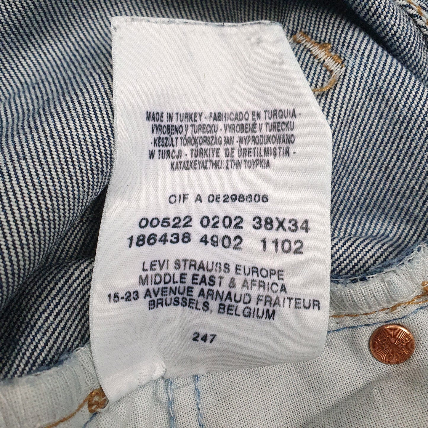 Mens Blue Levis Vintage 00s  Jeans