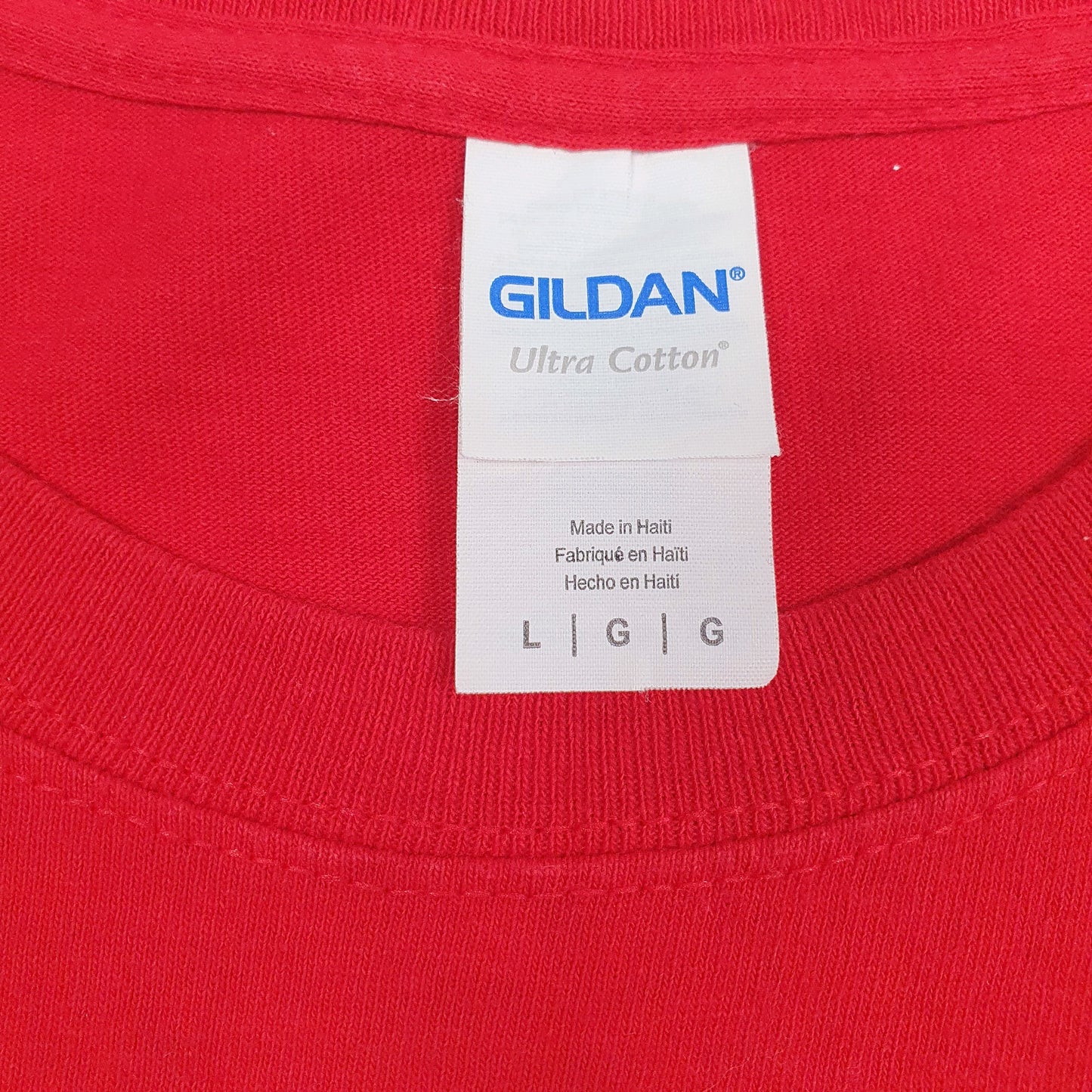 Mens Red Gildan   T Shirt