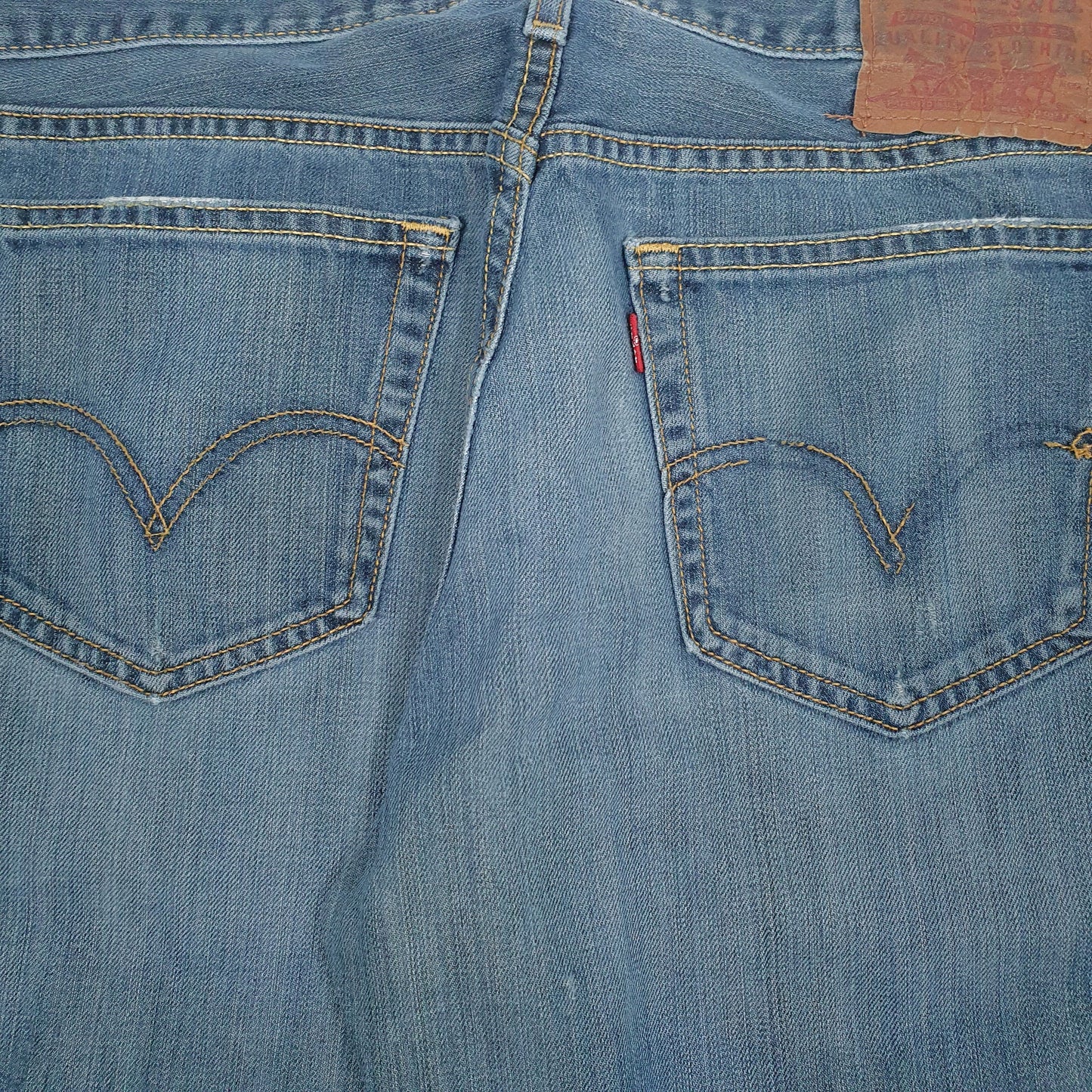 Mens Blue Levis   Jeans