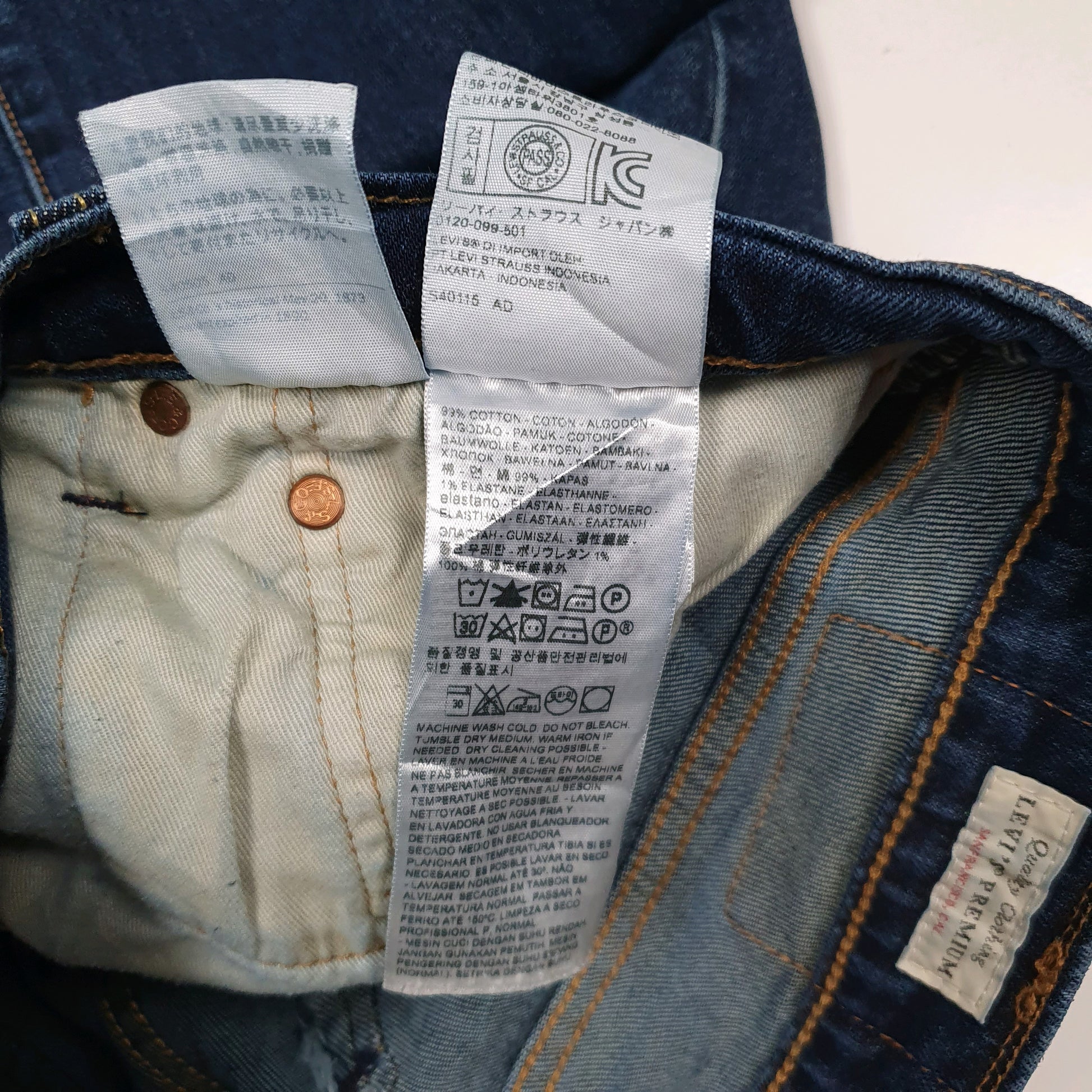 Mens Blue Levis Stretch  Jeans