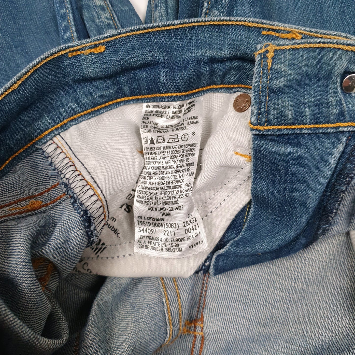 Mens Blue Levis   Jeans