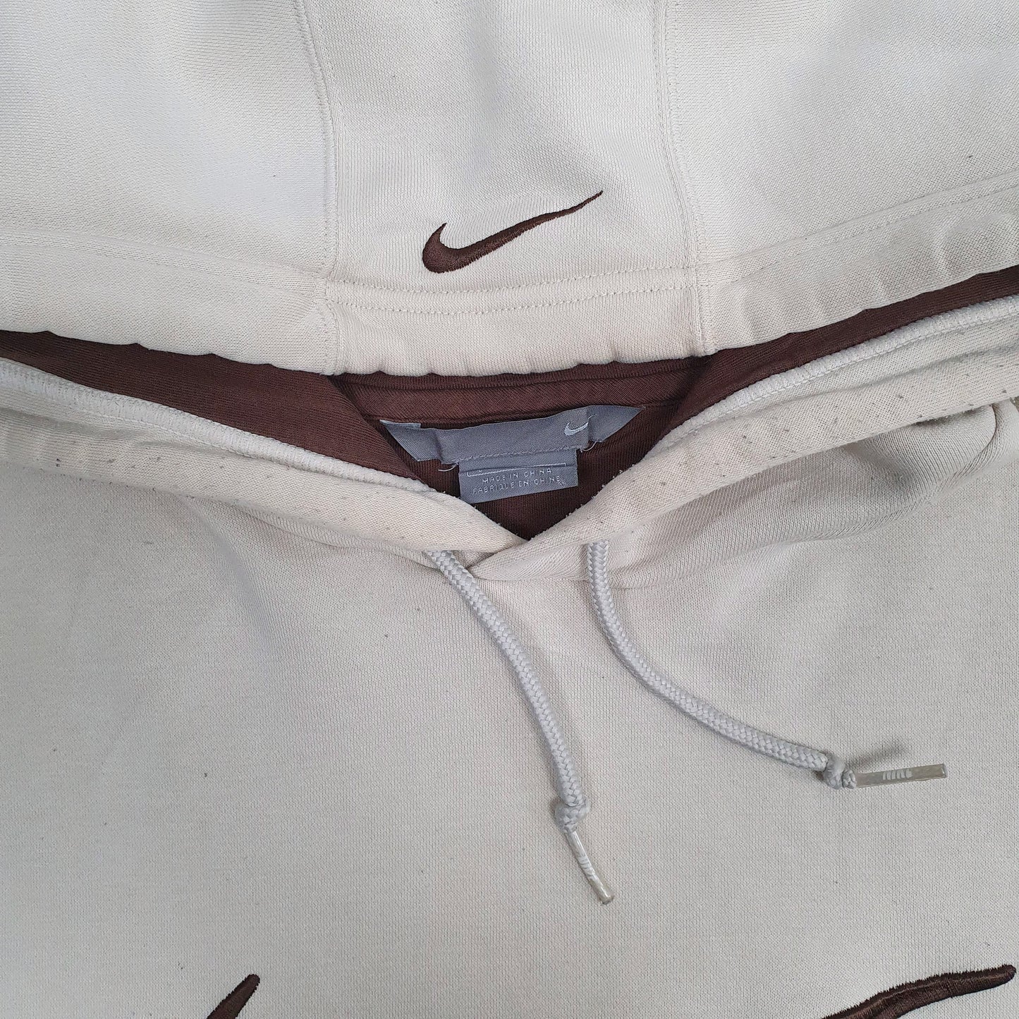 Mens Cream Nike Vintage 00s Hoodie Jumper